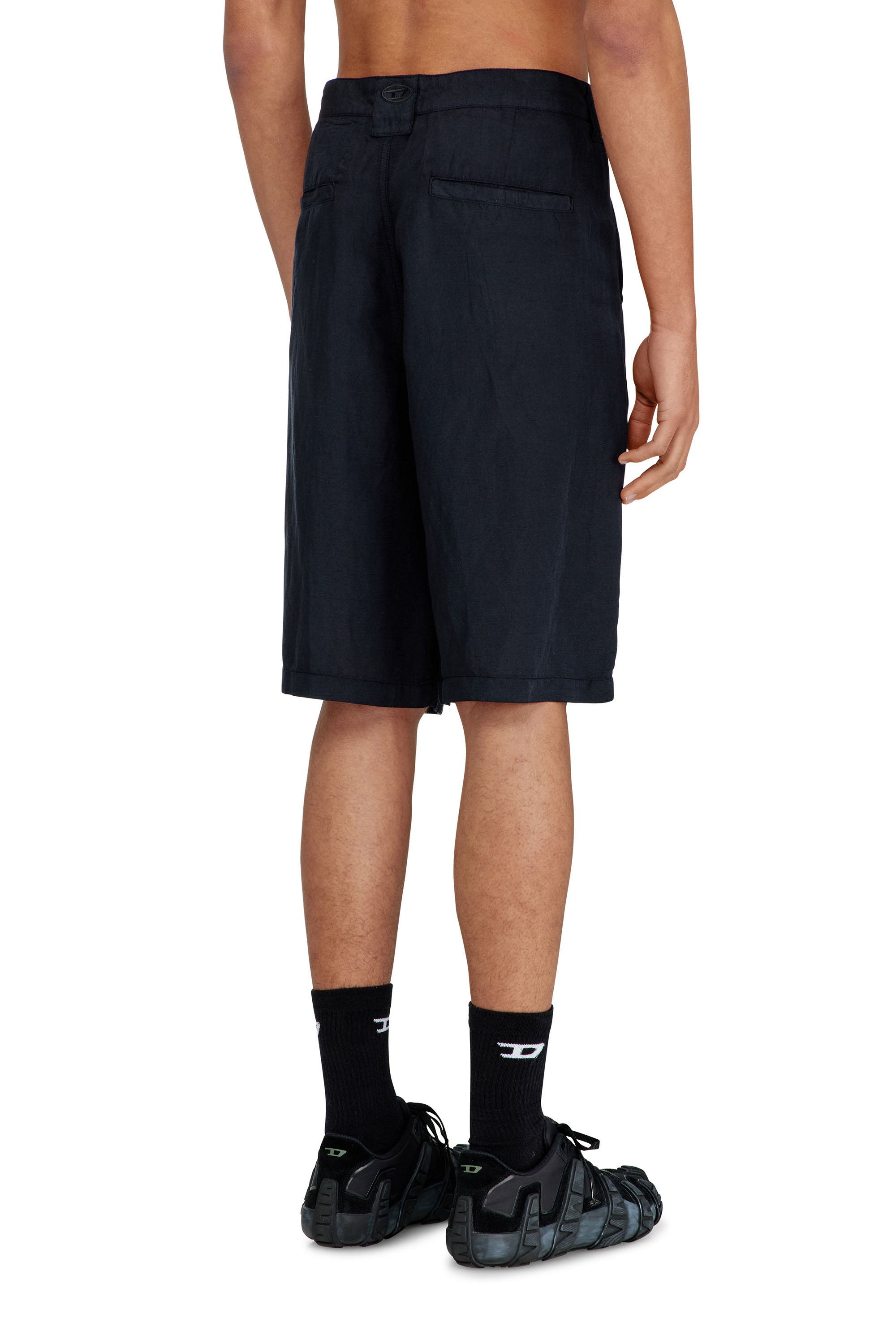 Diesel - P-HANT-CHINO-SHORT-PGBS, Bermuda in misto lino tinto in capo Uomo in Nero - 3