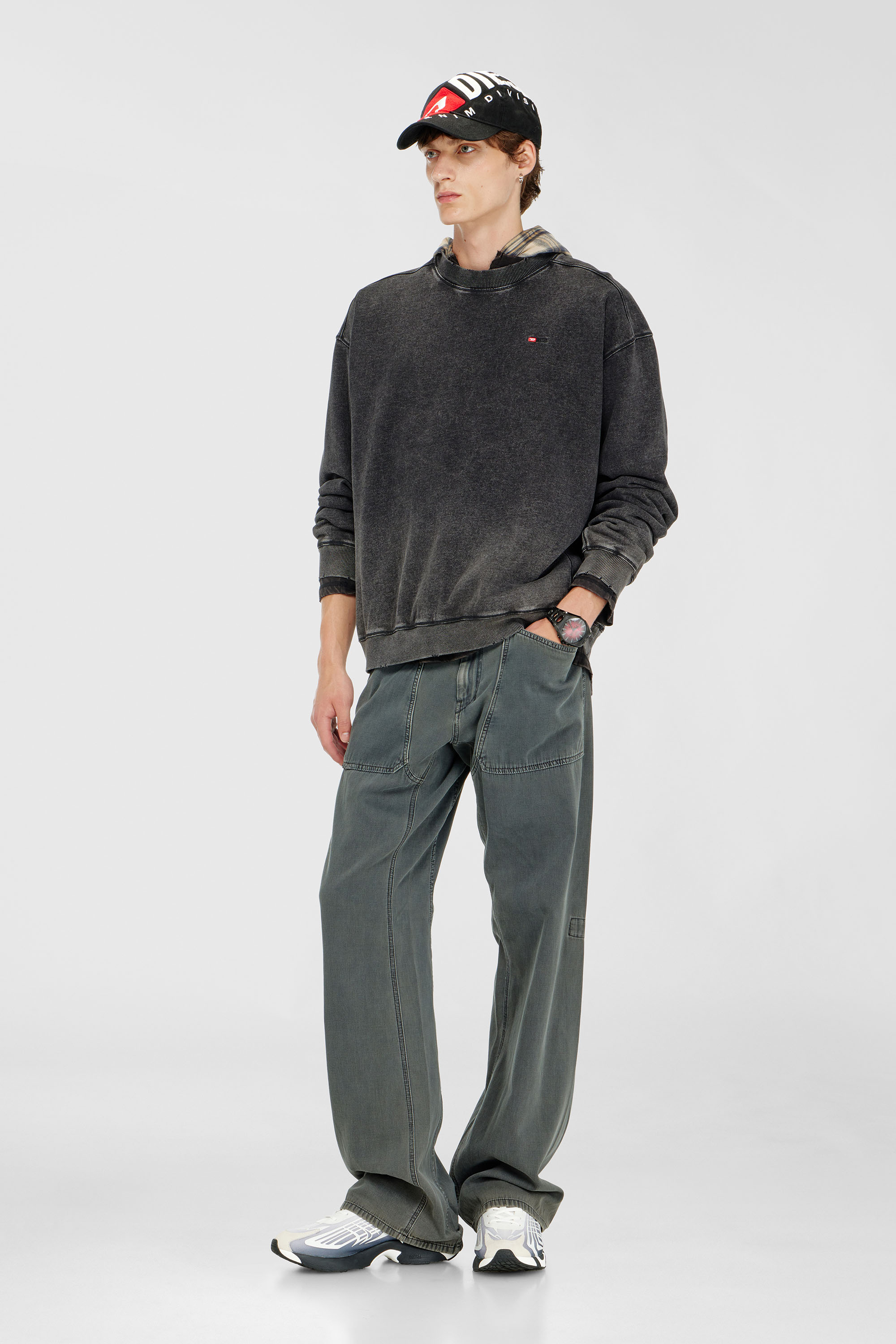 Diesel - S-CROX, Felpa in cotone con effetto faded Uomo in Grigio - 2
