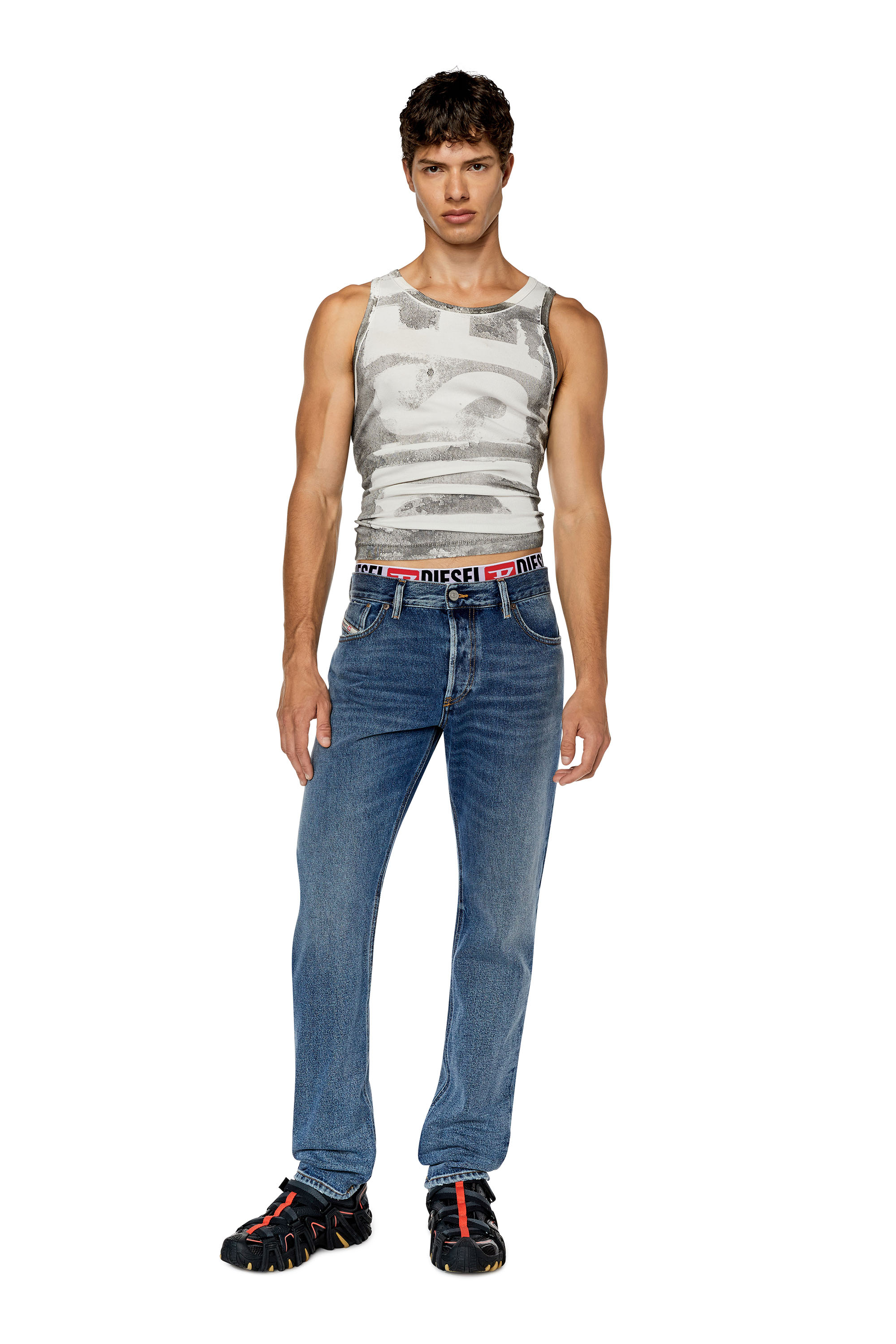 Diesel - 1995 D-Sark 09E68 Straight Jeans, Medium blue - Image 4