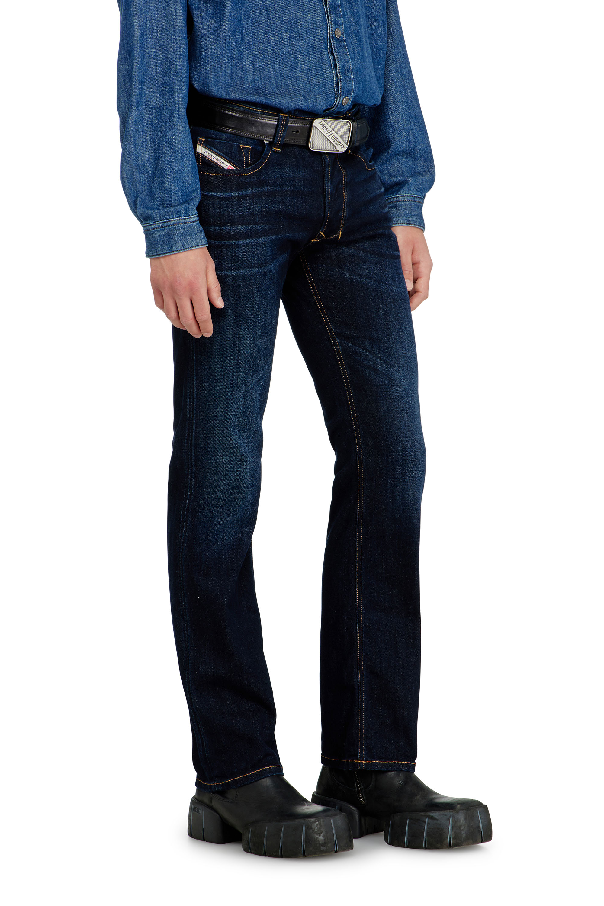 Diesel - Herren Regular Jeans 1985 Larkee 09Q15, Dunkelblau - 7