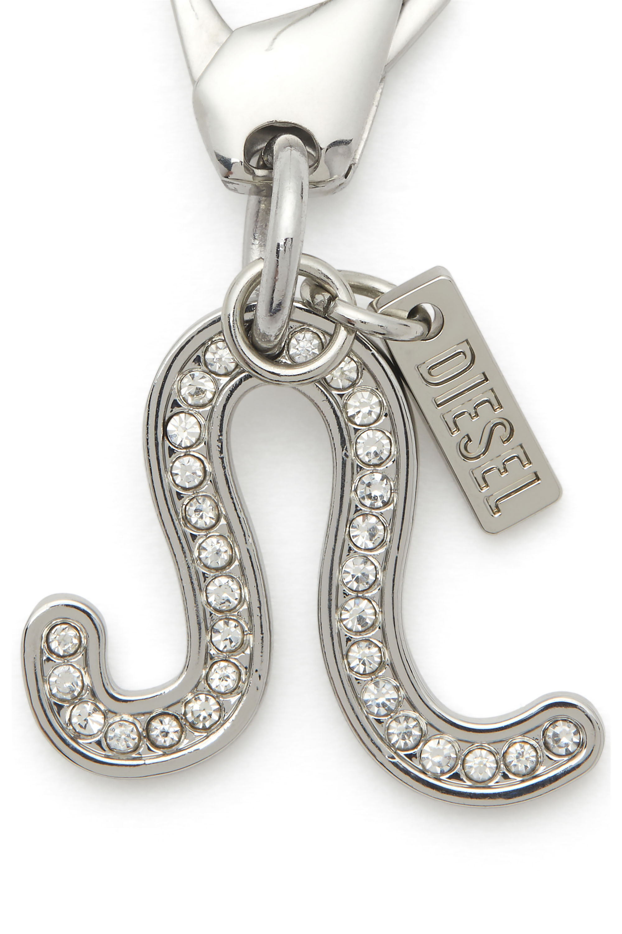 CHARM LEO, Argento