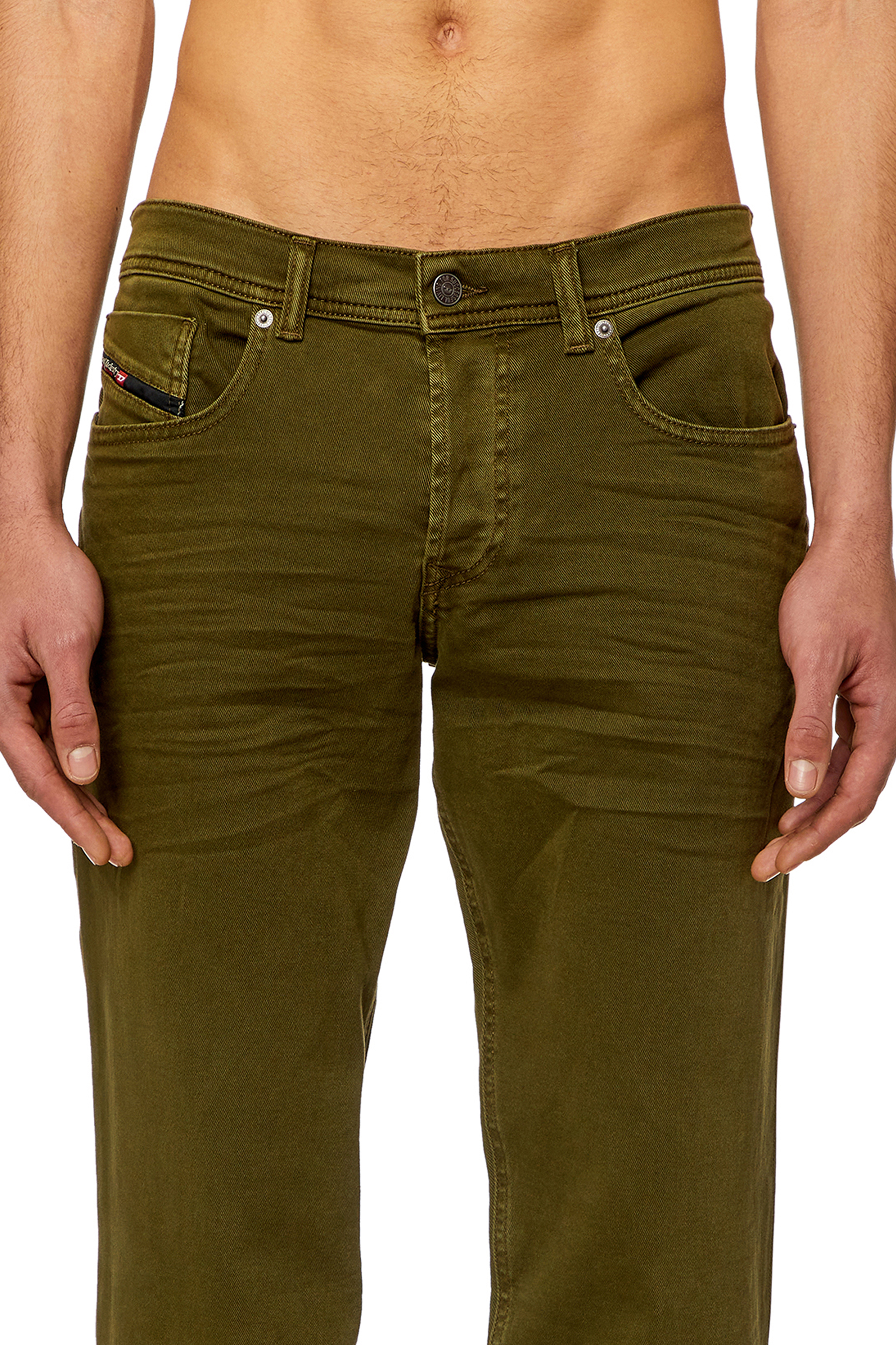 Diesel - Tapered Jeans 2023 D-Finitive 0QWTY, Verde Militare - Image 5