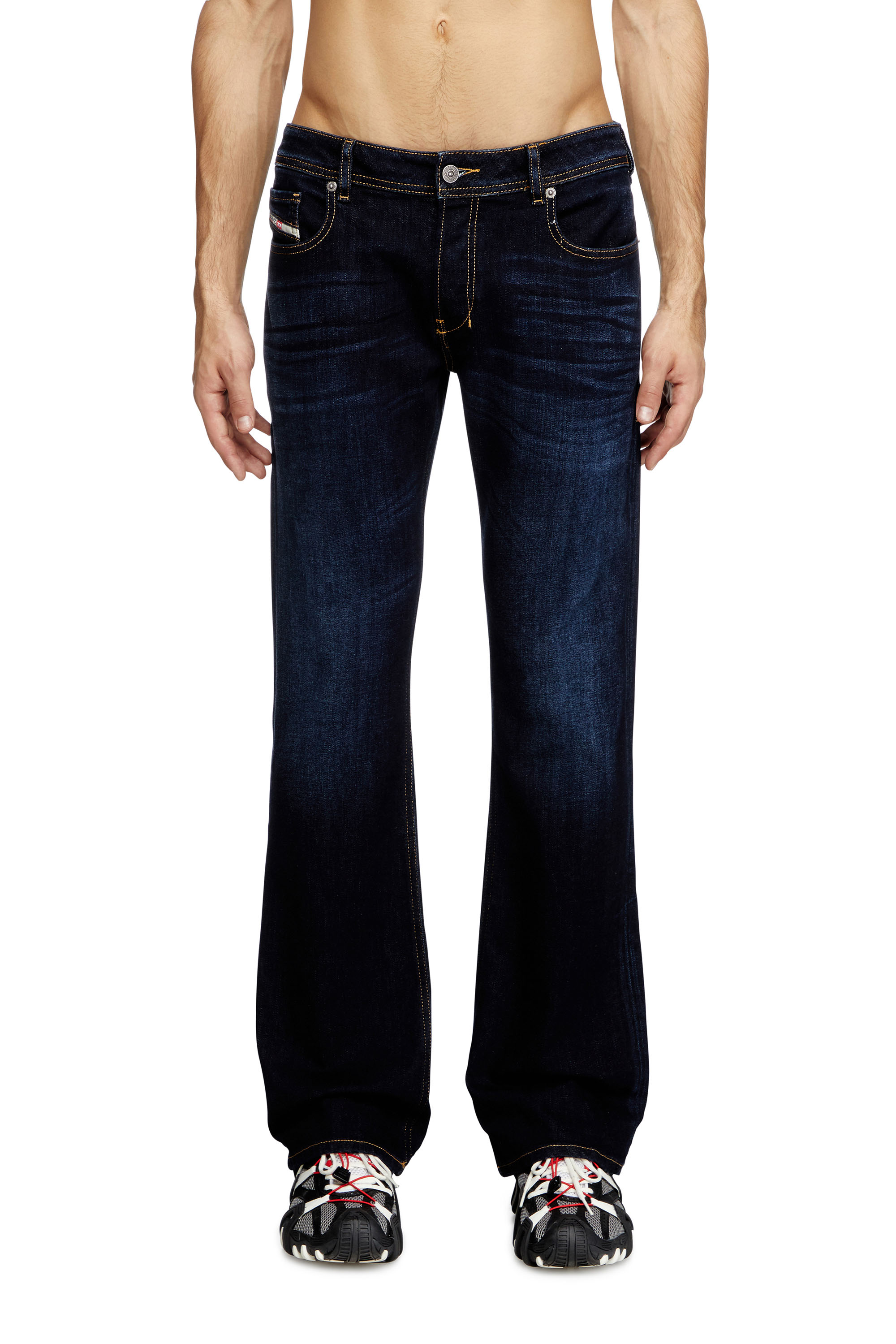 Jean bootcut noir homme best sale