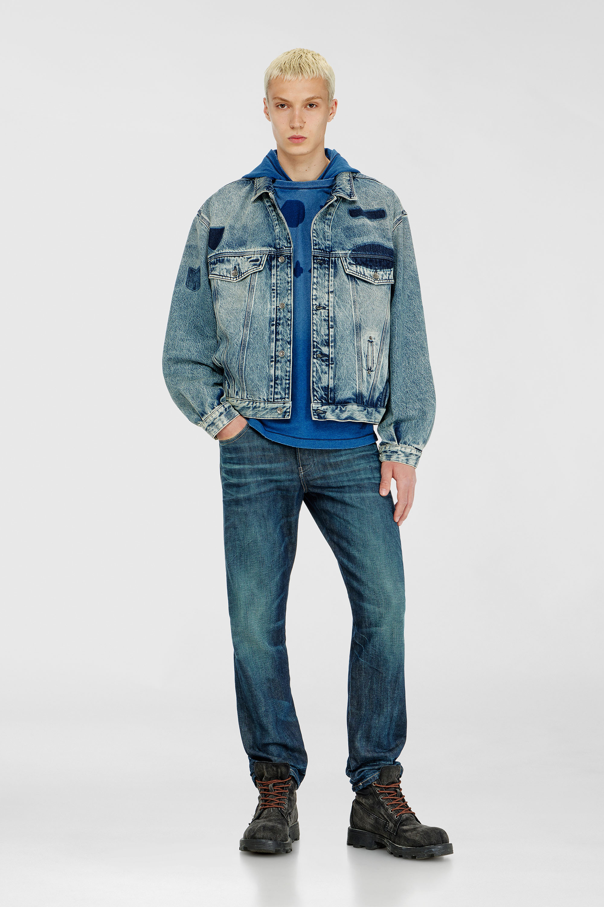 Diesel - D-DENVER-S2, Unisex Trucker-Jacke mit Patch-Effekten in Mittelblau - 2