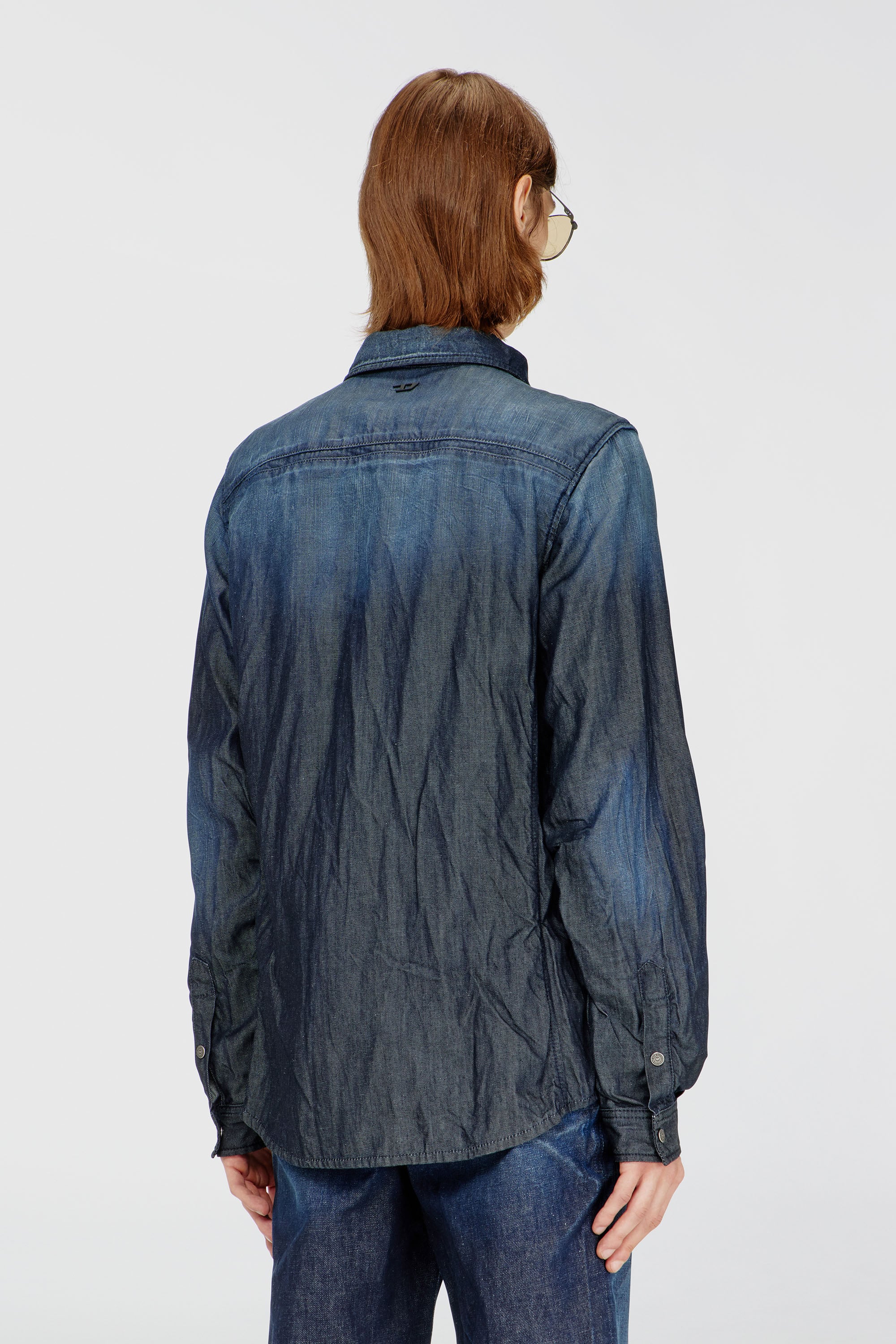 Diesel - D-SYNAR-FSJ1, Herren Hemd aus geknittertem Denim in Dunkelblau - 4