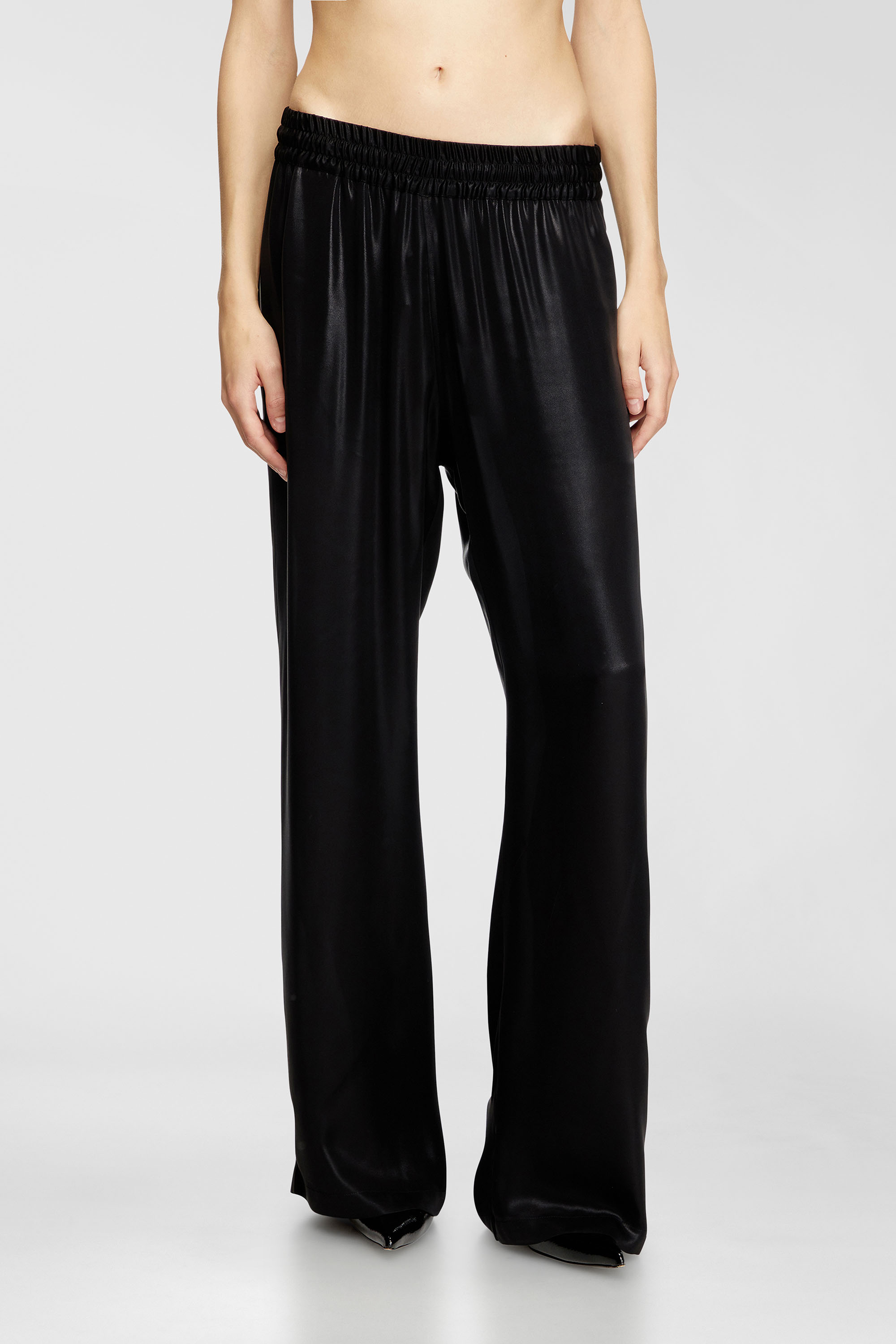 Diesel - P-DREYER-C-WN-Q1, Pantaloni tuta in raso Donna in Nero - 3