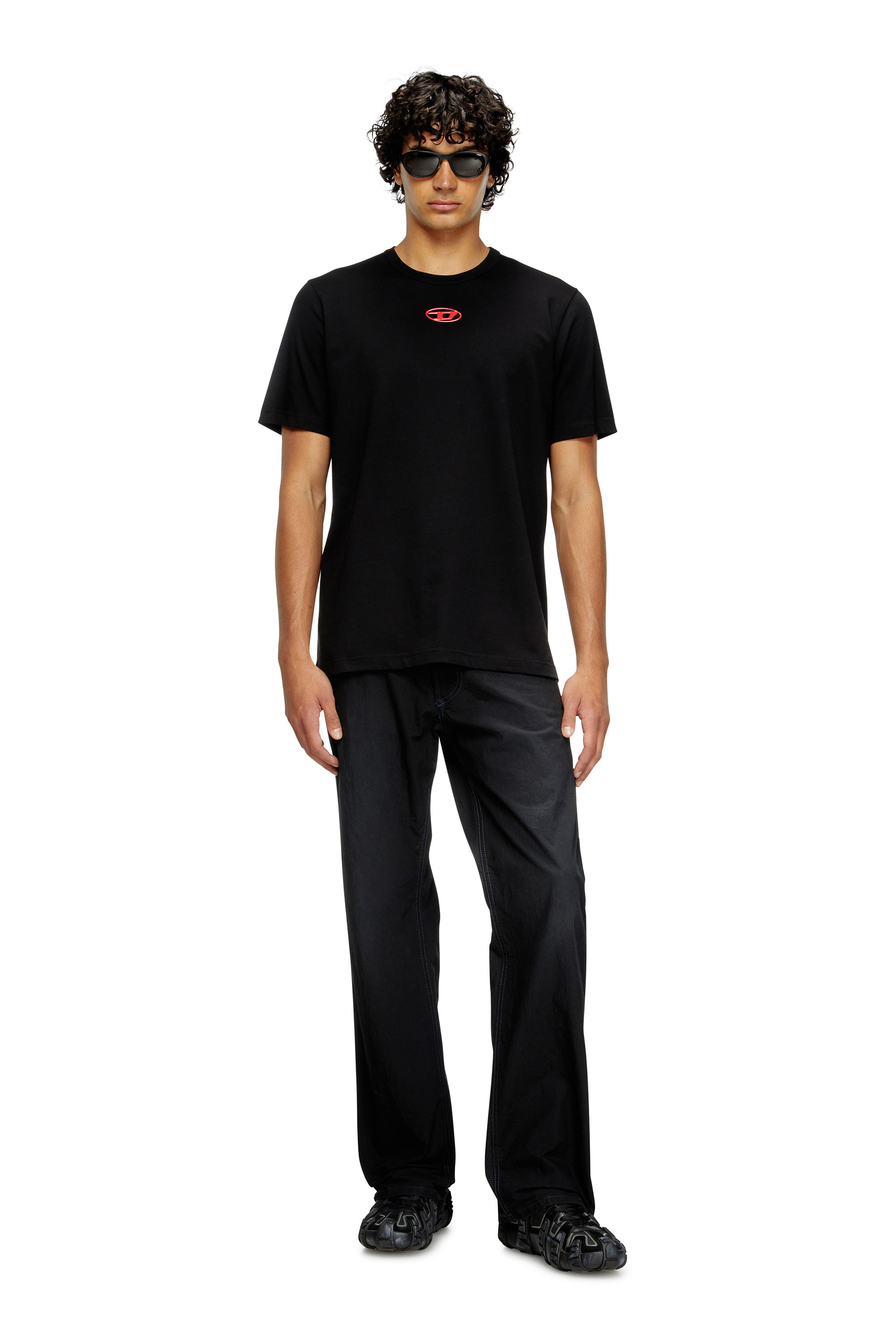 Diesel - T-ADJUST-OD, T-shirt avec logo Oval D métallisé Homme in Noir - 1