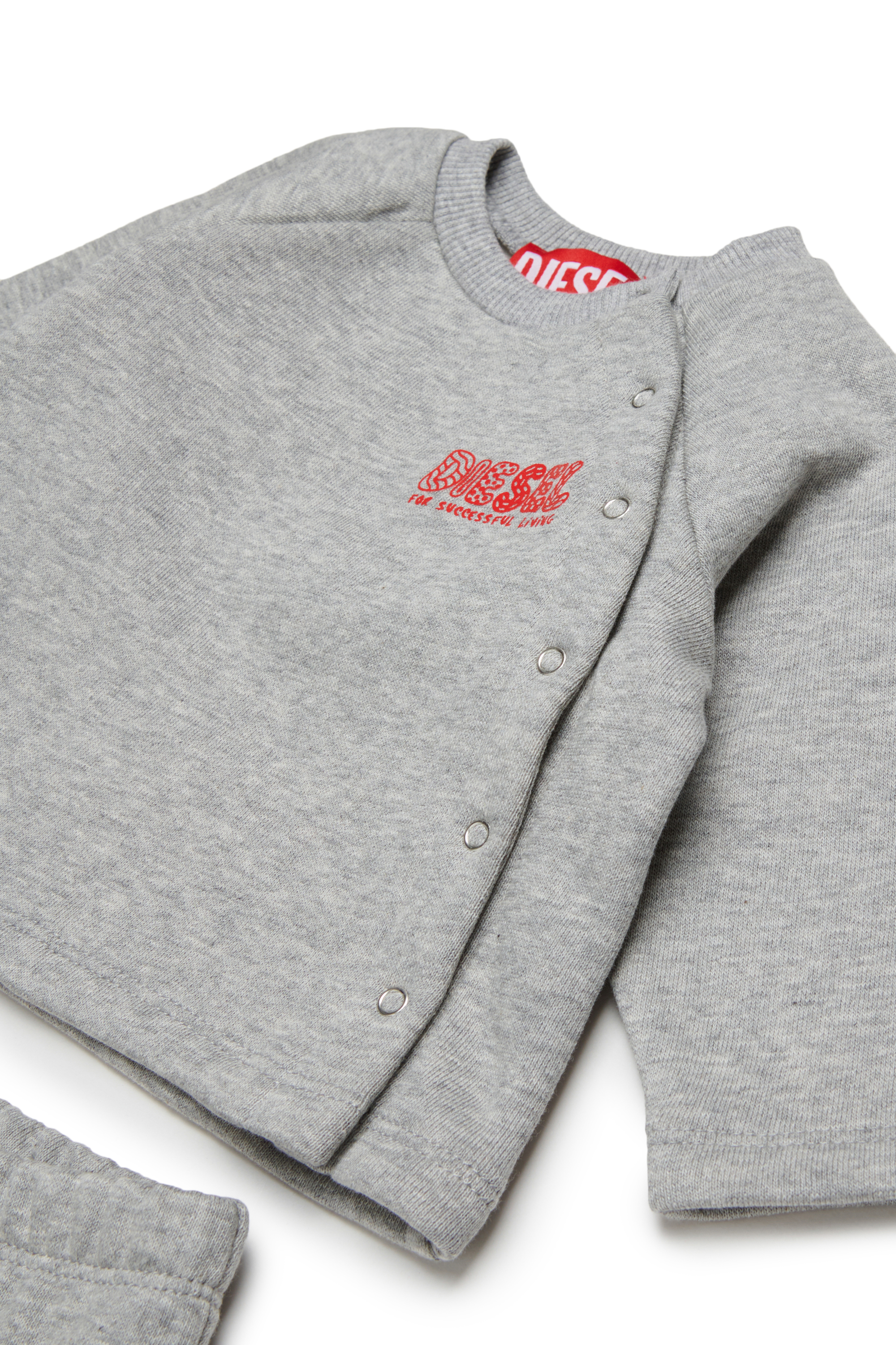 Diesel - SLUPY-SET-NB, Ensemble pour nouveau-n&eacute; avec imprim&eacute; logo Mixte in Gris - 3