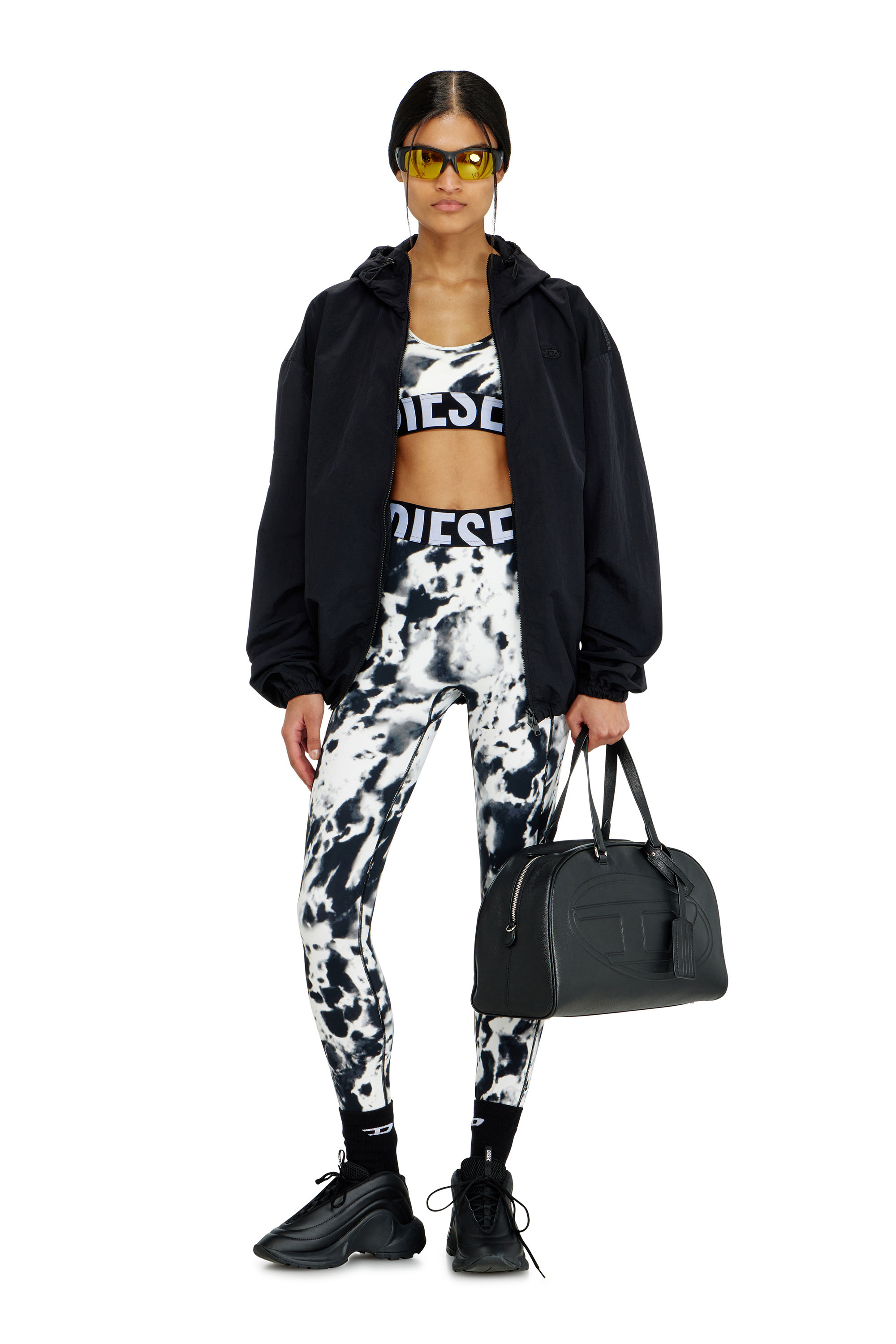 Diesel - ALLISON-D-POP, Damen Sport-BH aus bedruckter Mikrofaser in Weiss/Schwarz - 4