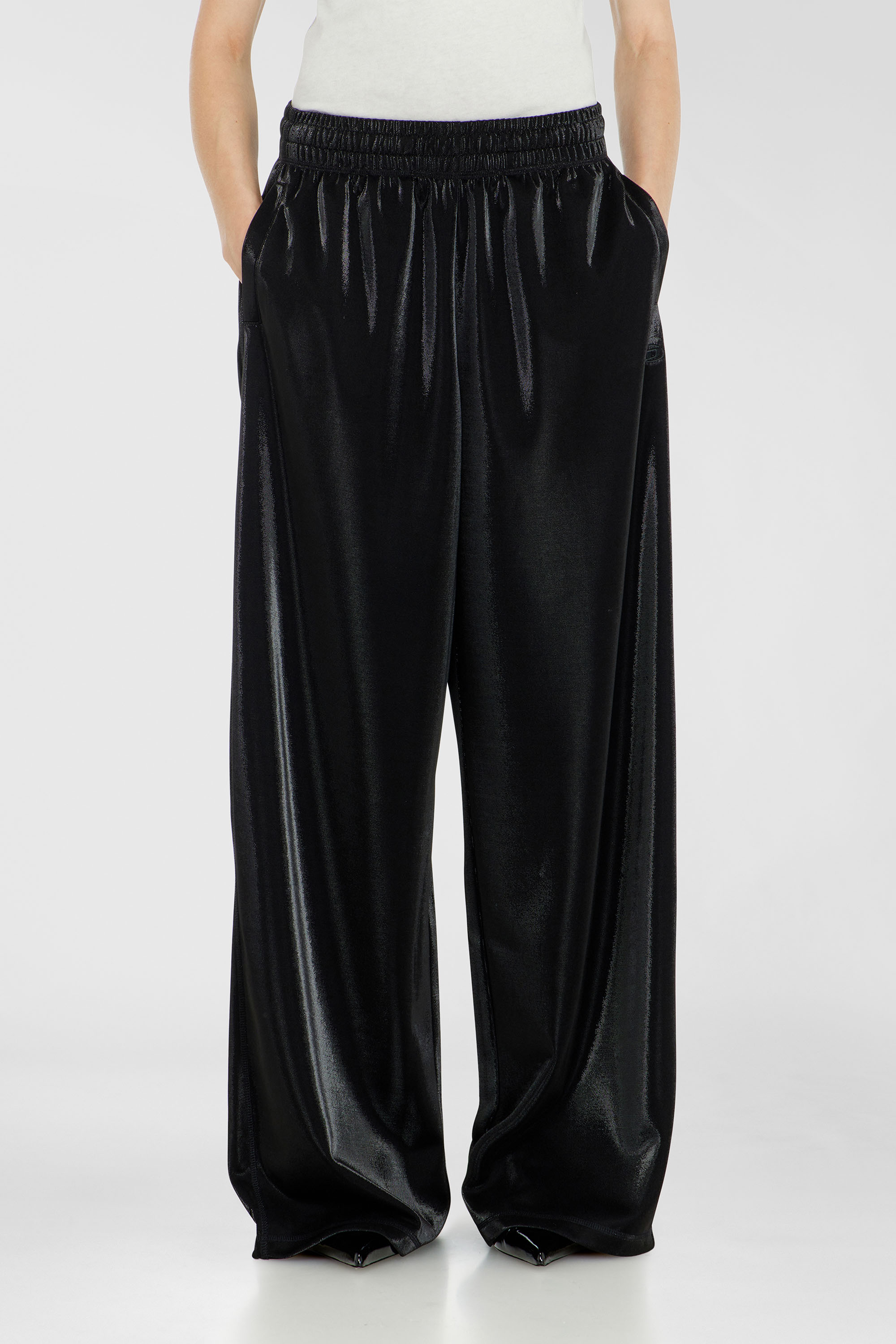 Diesel - P-ROSY, Pantaloni da tuta in piquet lucido Donna in Nero - 1