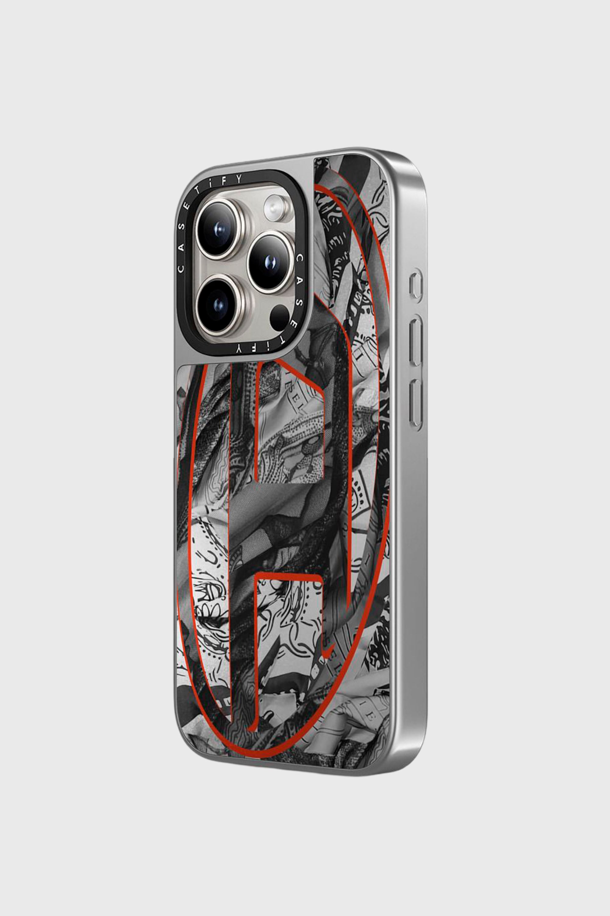 Diesel - 60336 CASETIFY MOULDED CASE, Unisex MagSafe Bandana-H&uuml;lle iPhone 15 Pro in Bunt/Schwarz - 2