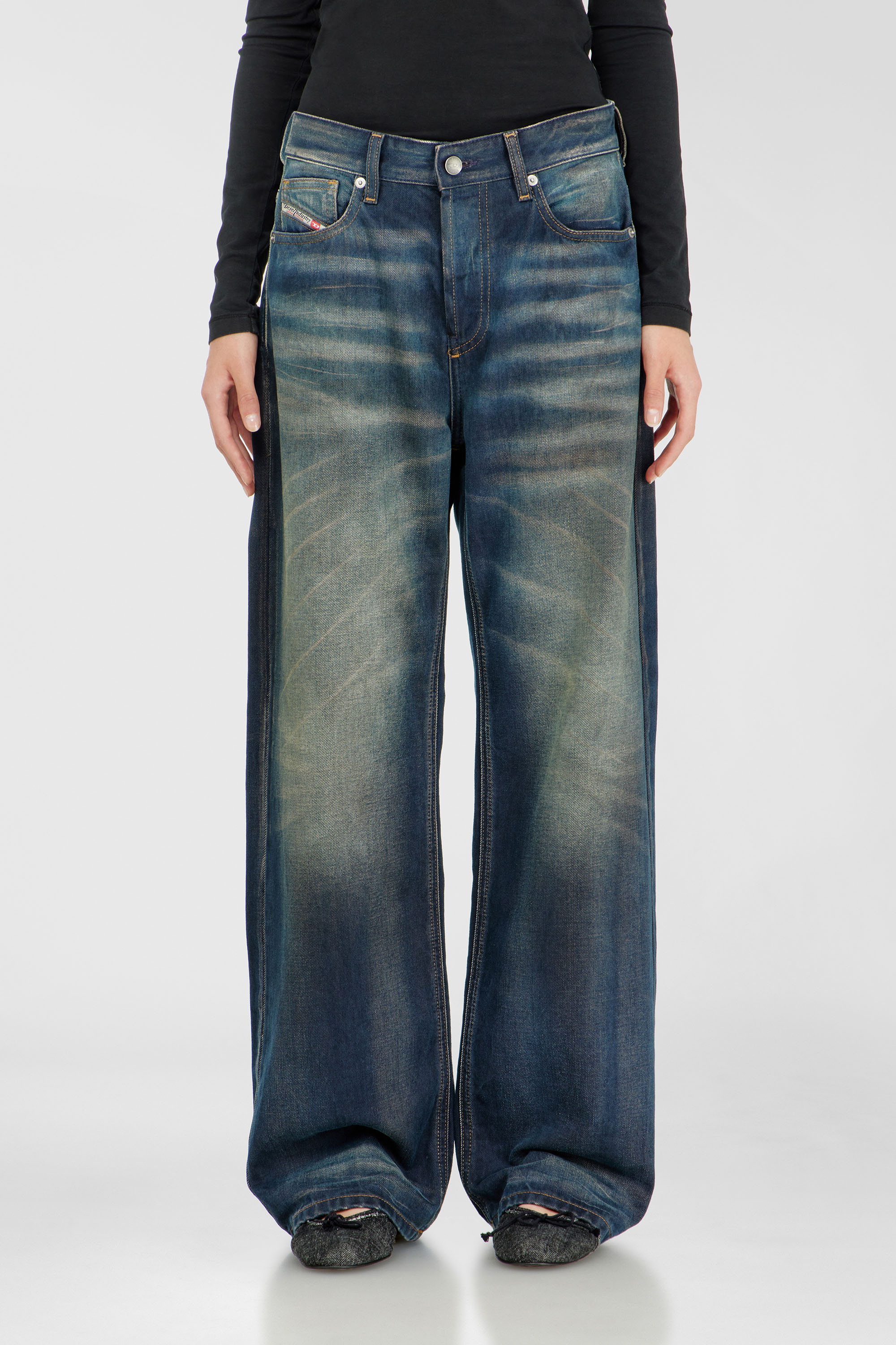 Diesel - Damen Relaxed Jeans 1990 D-Waigee 09R09, Dunkelblau - 4