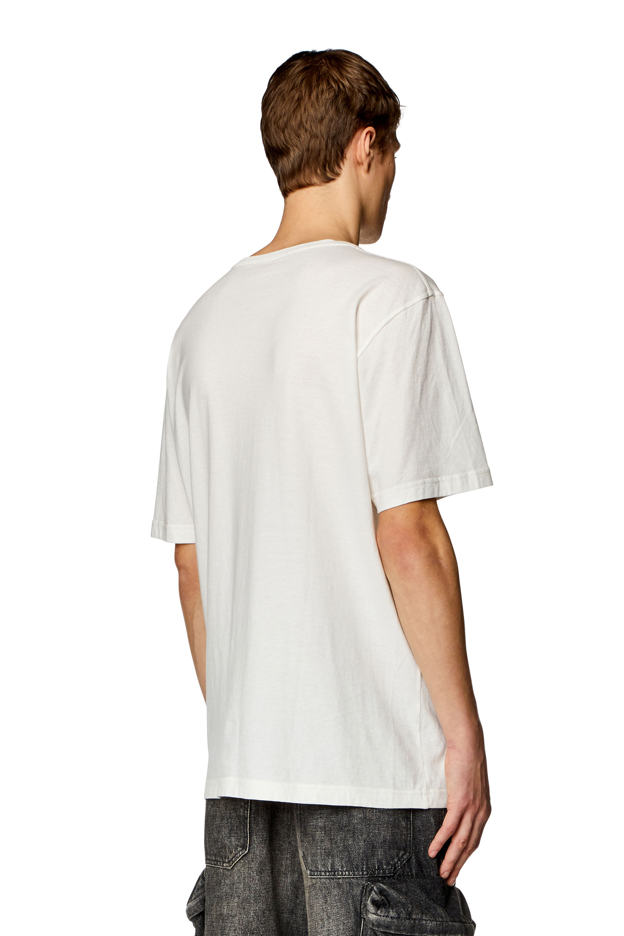 Diesel - T-JUST-N9, Man T-shirt with inside-out logo print in White - Image 4