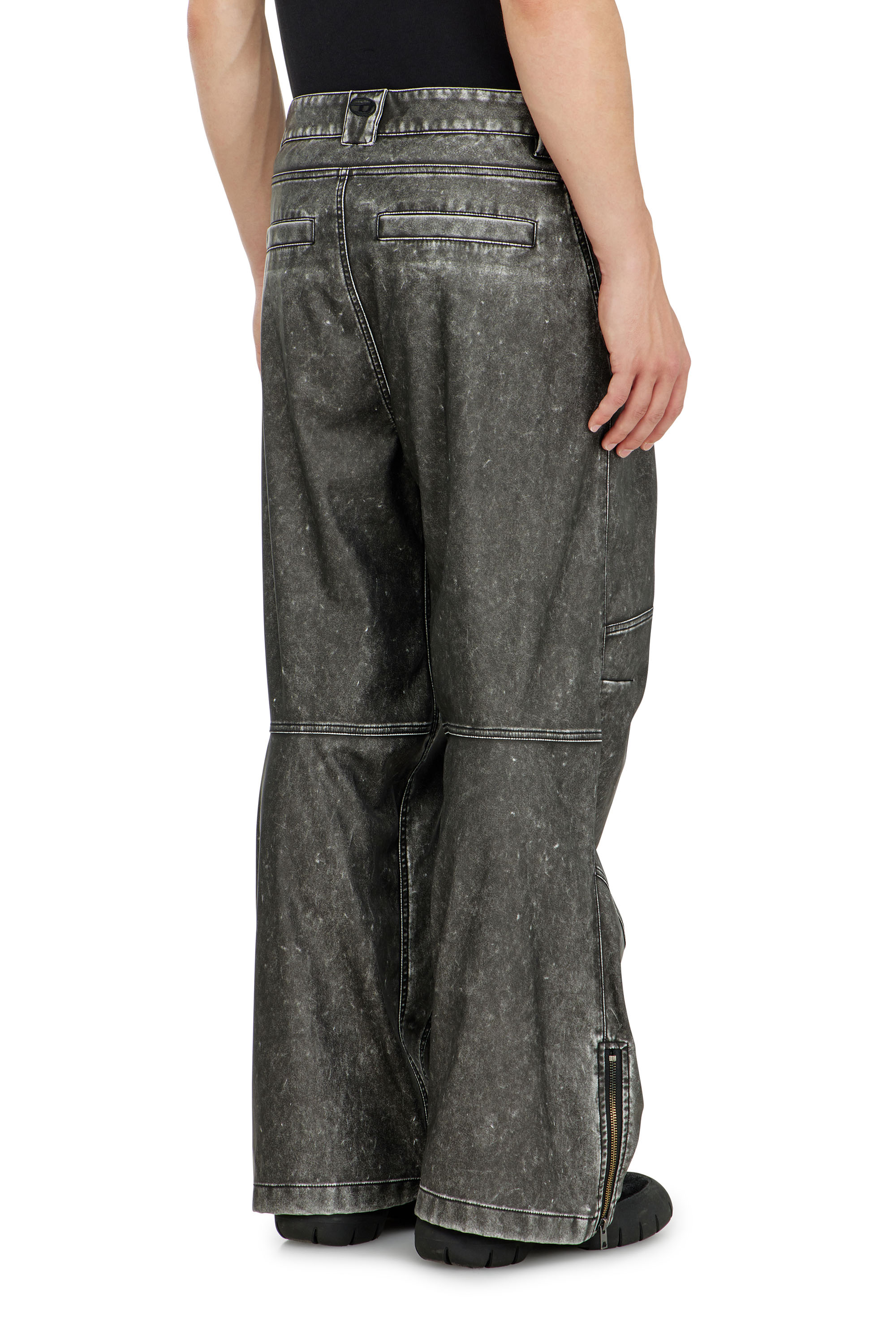 Diesel - P-DELLY-NJCJ, Pantaloni in tessuto doppiato effetto distressed Uomo in Grigio - 3