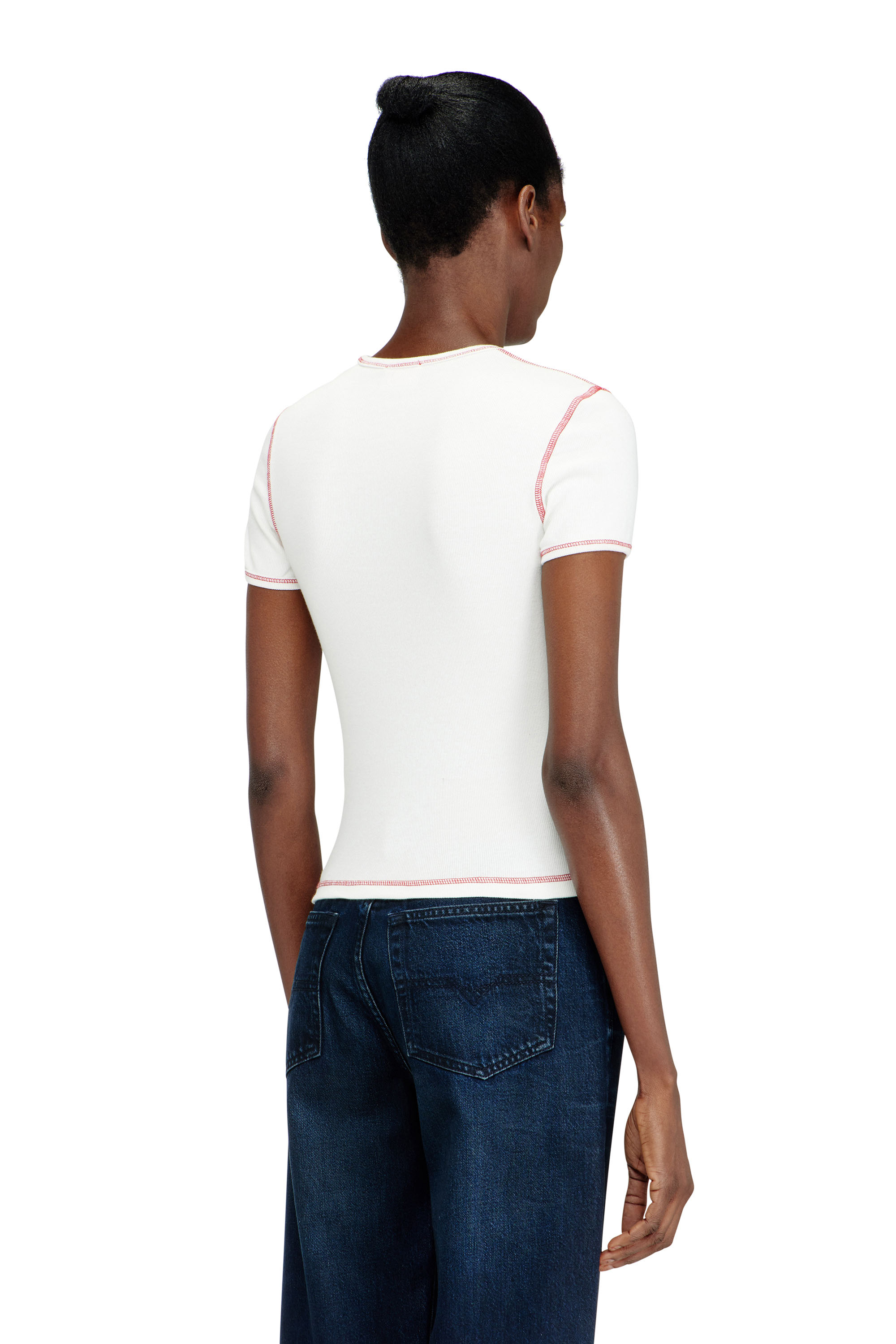 Diesel - SV-T-ELE-CHER, Damen Schlank geschnittenes Baumwoll-T-Shirt mit Kirschdruck in Wei&szlig; - 4