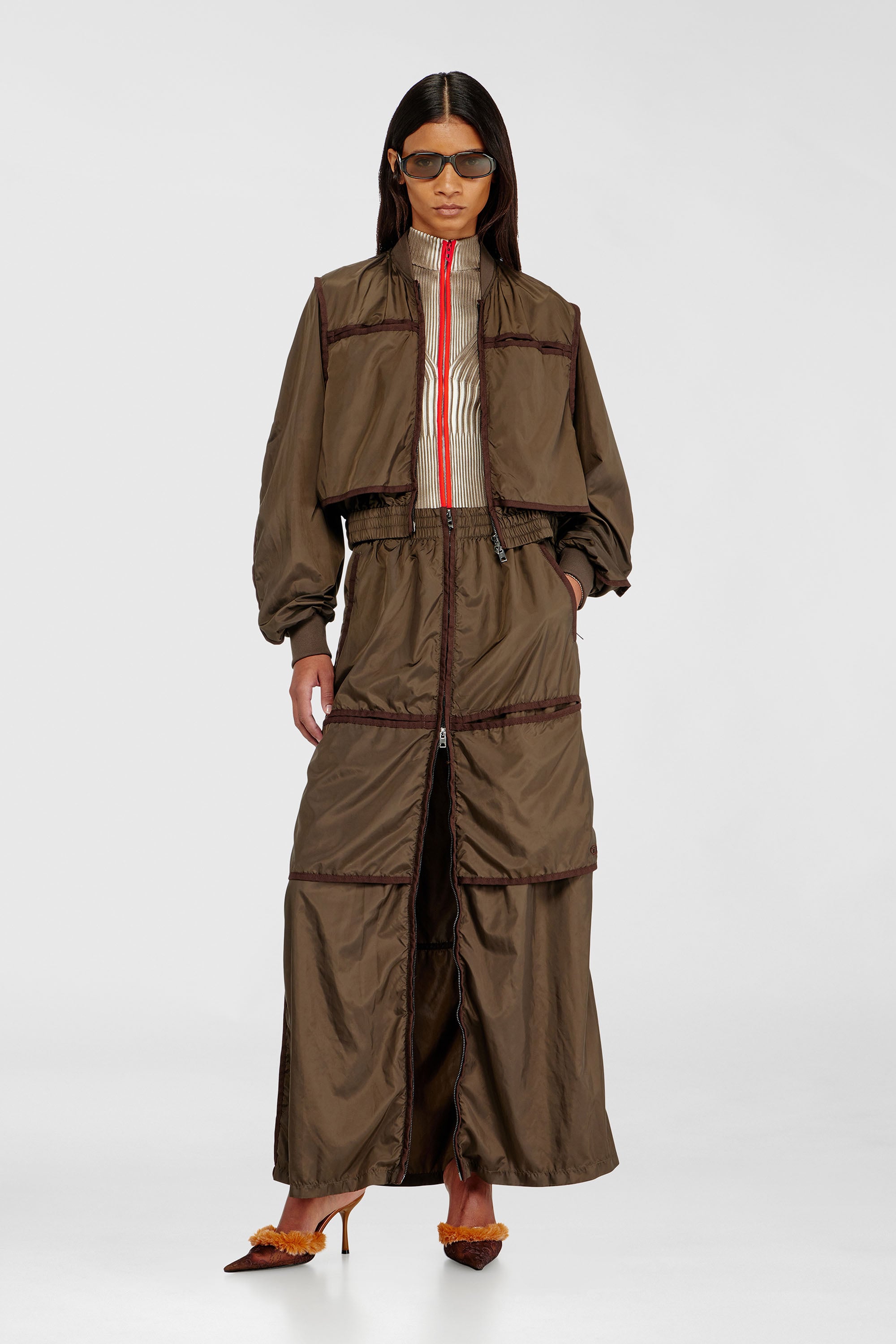 Diesel - O-HYTON, Jupe maxi coupe windbreaker avec zip devant Femme in Marron - 1