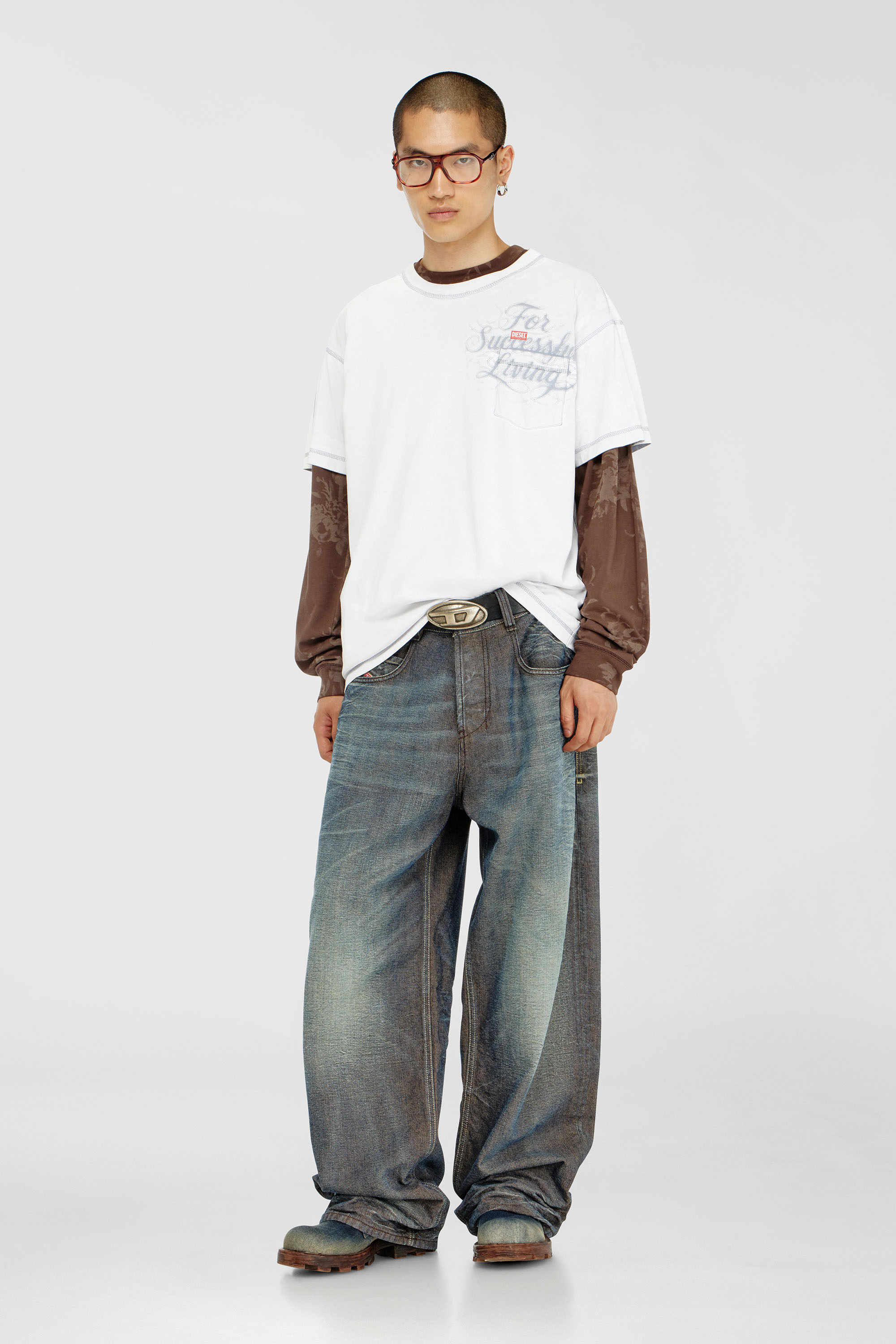 Diesel - T-NORM-POCKET-AA1, Herren T-Shirt mit Brusttasche und Grafikprint in Wei&szlig; - 1