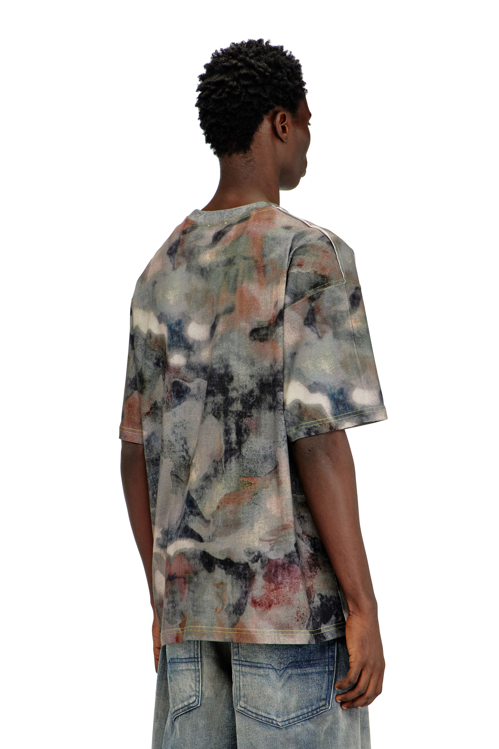 Diesel - T-BOXT-V7, T-shirt in cotone pesante con stampa camouflage Uomo in Multicolor - 4