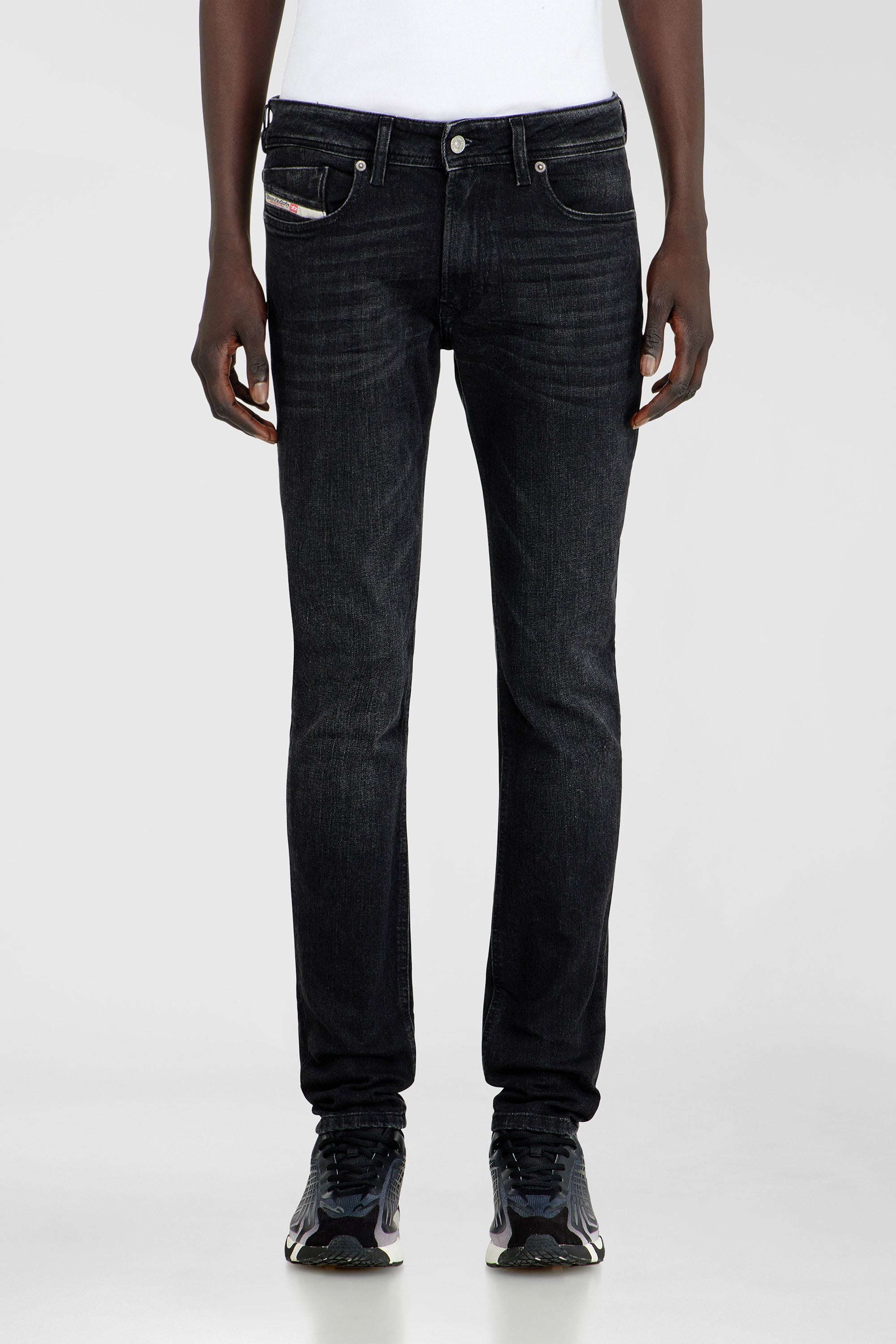 Diesel - Skinny Jeans 1979 Sleenker 0GRDA Uomo, Nero/Grigio scuro - Image 1