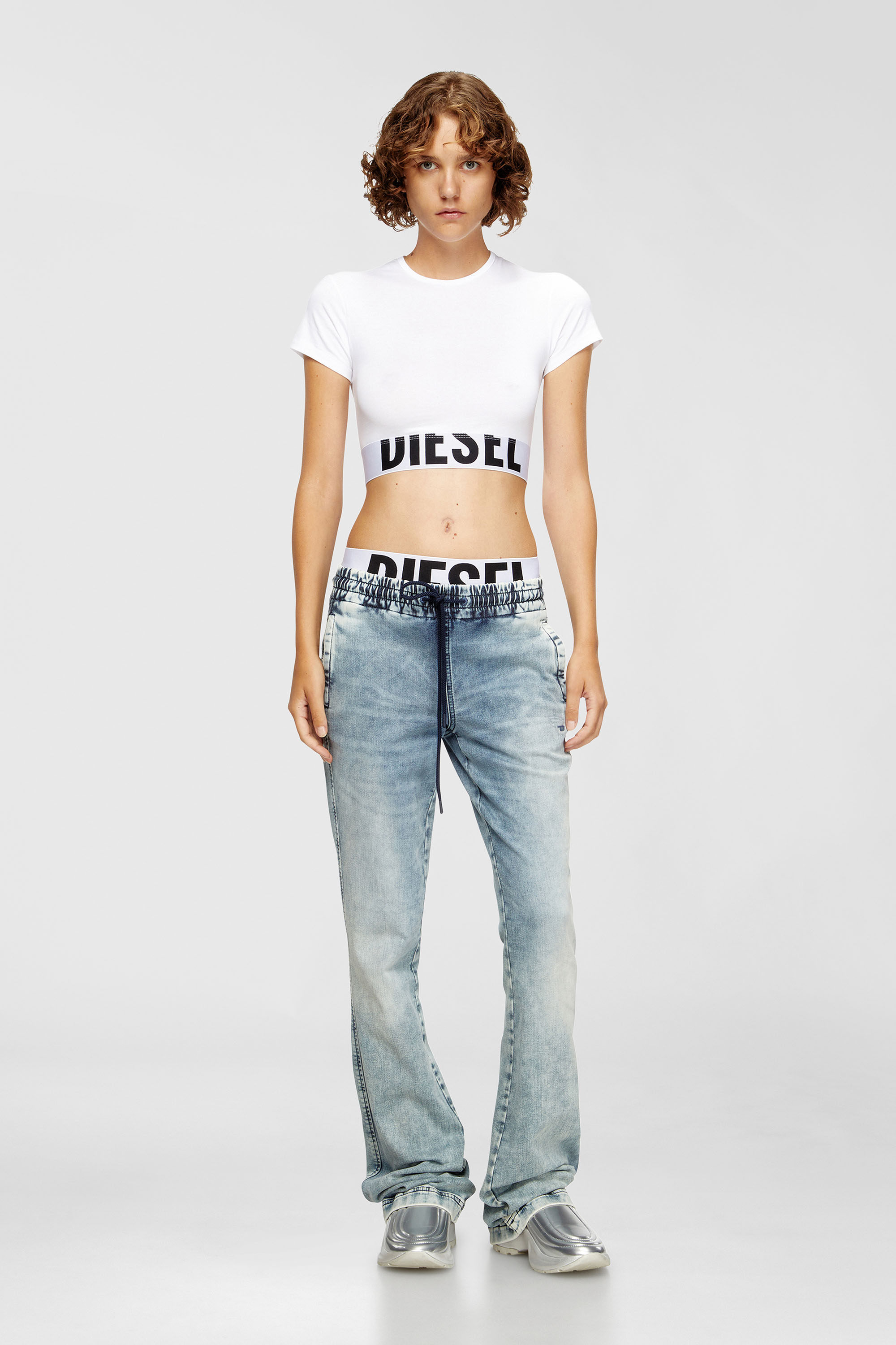 Diesel - UFTEE-SPORT-CROPPED-T-SHIRT, Crop top sportivo con fascia logo Donna in Bianco - 6