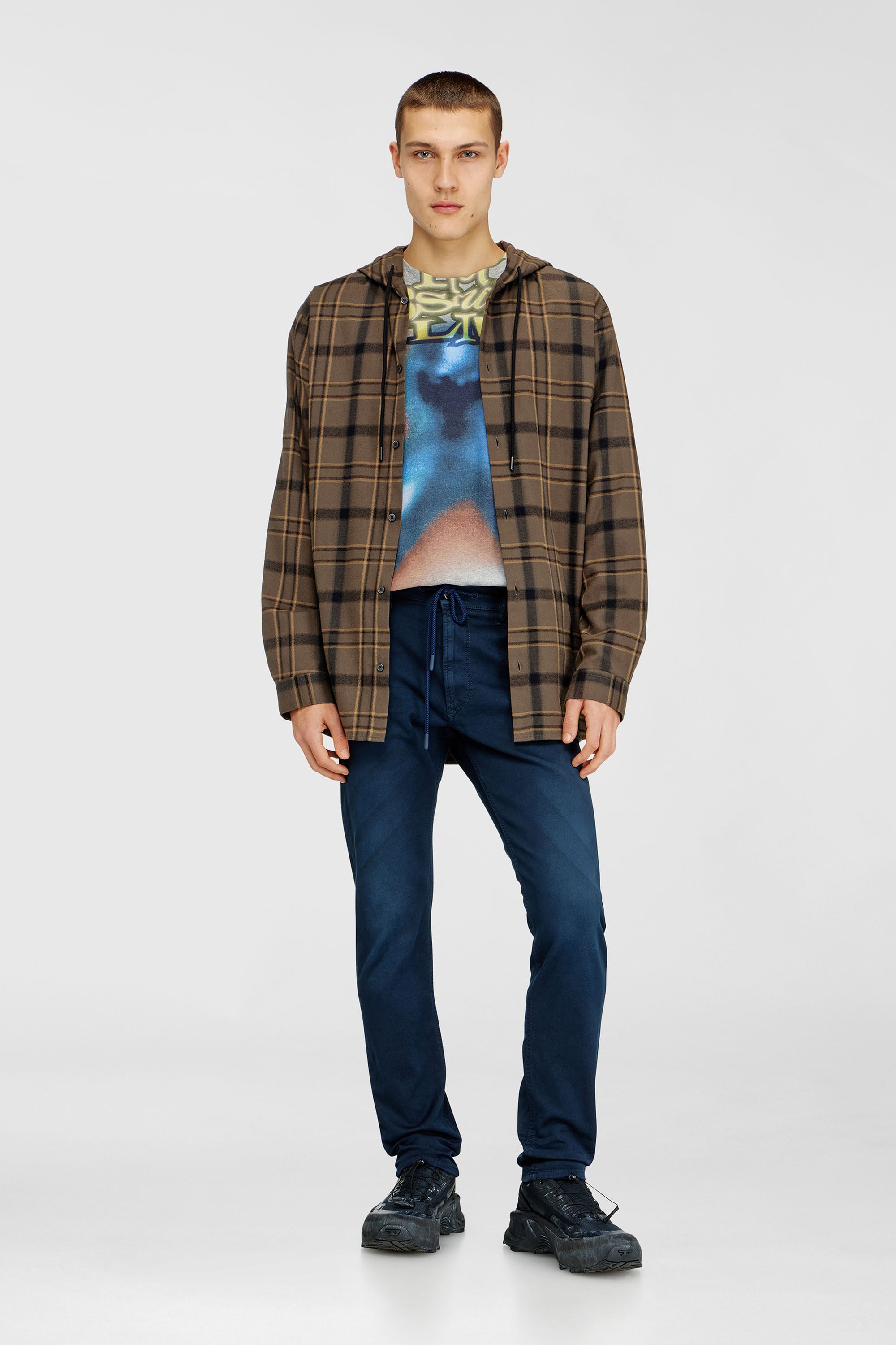 Diesel - Regular 2032 D-Krooley Joggjeans&reg; 0670M Homme, Bleu - Image 1