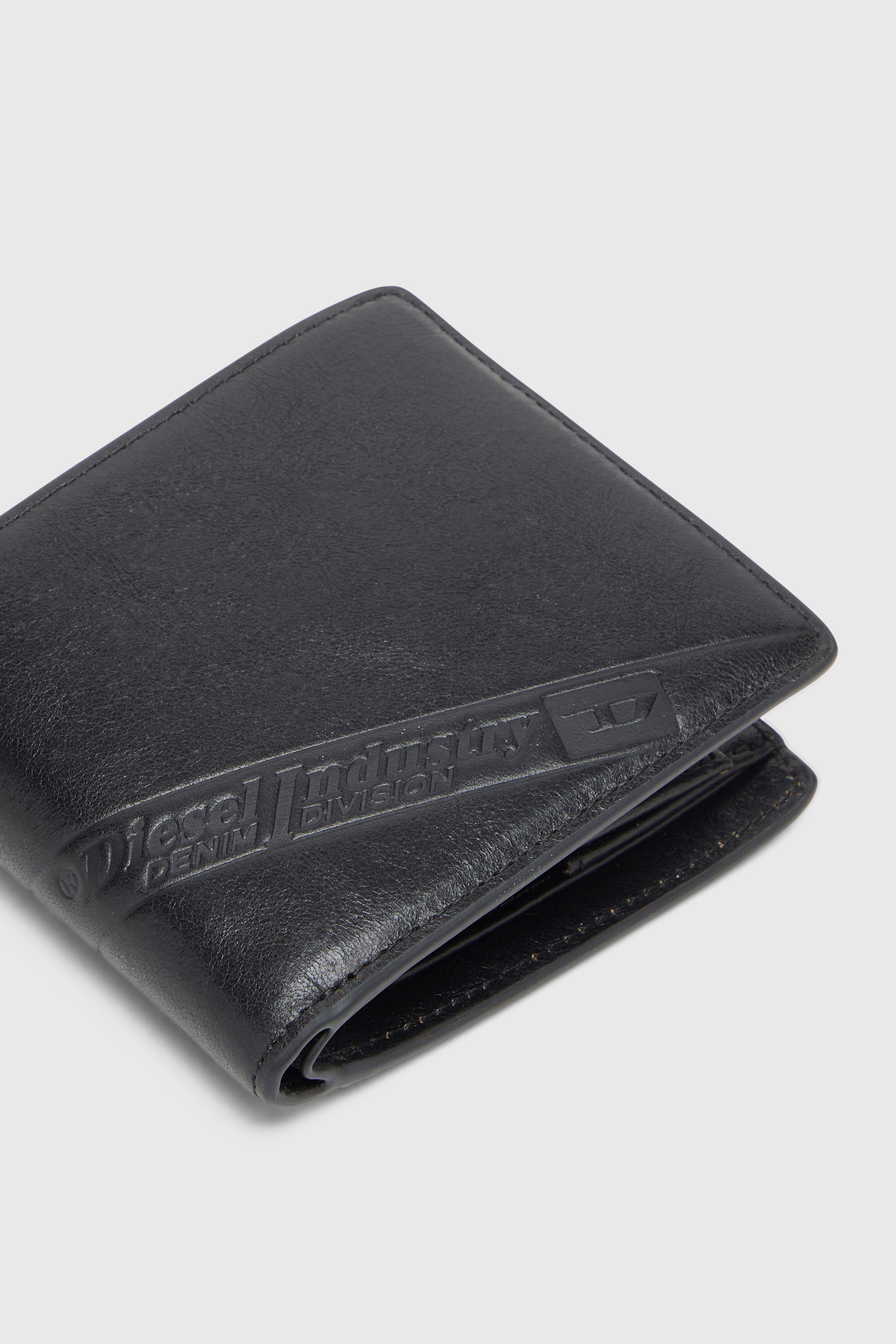 Diesel - FLAG-D BI-FOLD COIN S 3D, Herren Zweifach gefaltete Lederbrieftasche mit gepr&auml;gtem Logo in Schwarz - 4