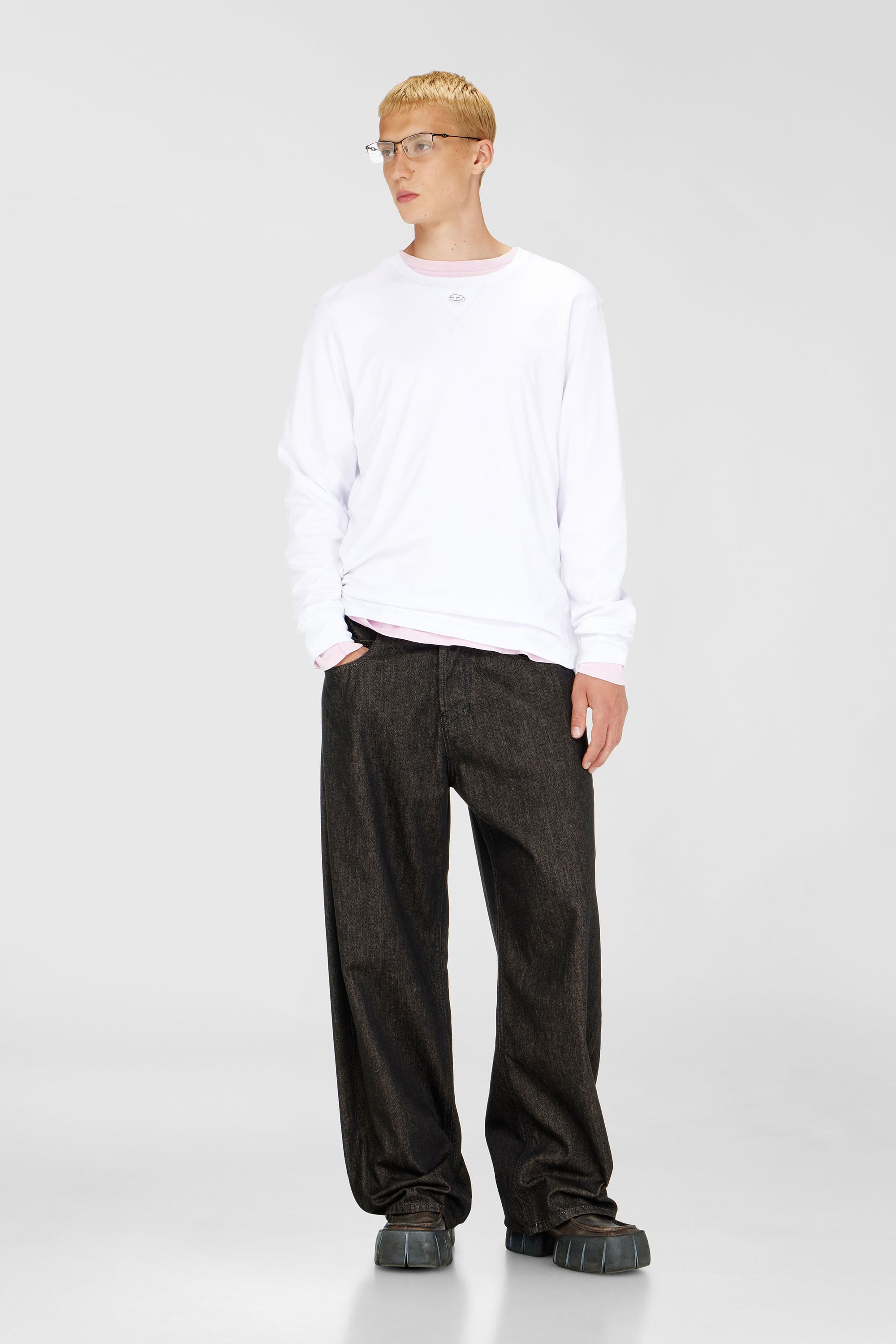 Diesel - T-MADJUST-LS-TR, Maglietta a maniche lunghe in cotone con Oval D Uomo in Bianco - 2