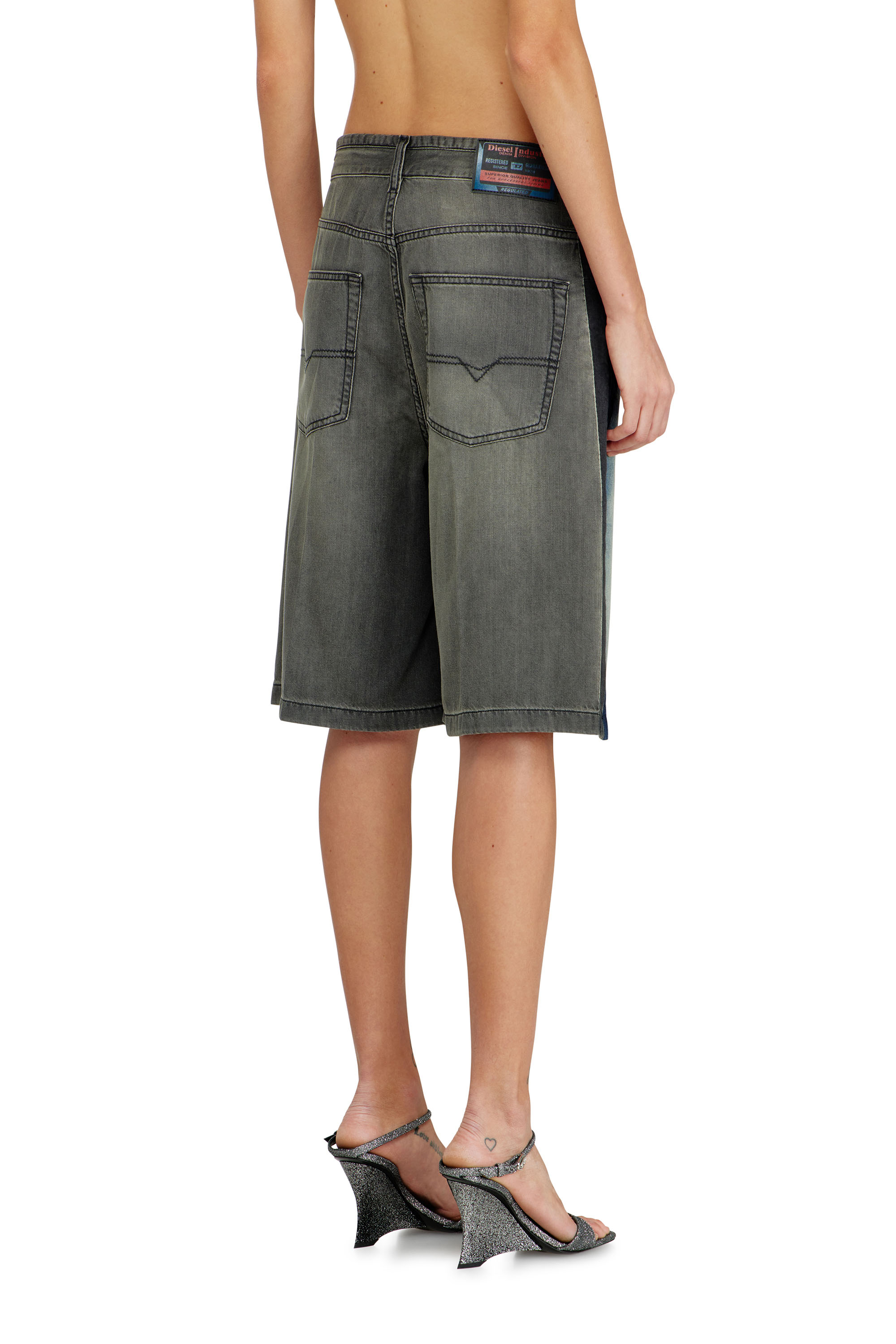 Diesel - DE-SIRE-SHORT-S1, Bermuda in denim con lavaggi a contrasto Donna in ToBeDefined - 4