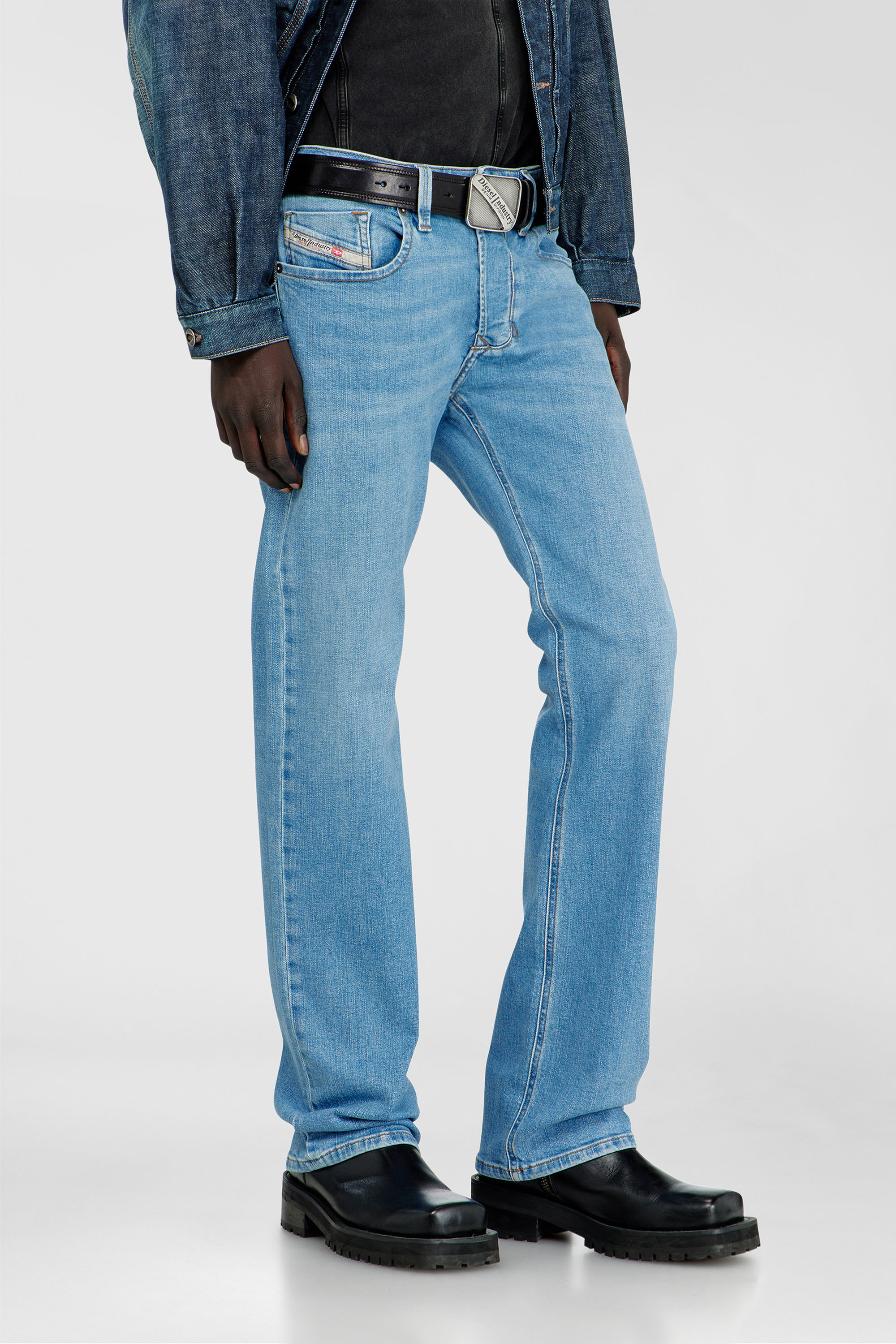 Diesel - Herren Regular Jeans 1985 Larkee 0HDBJ, Hellblau - 7