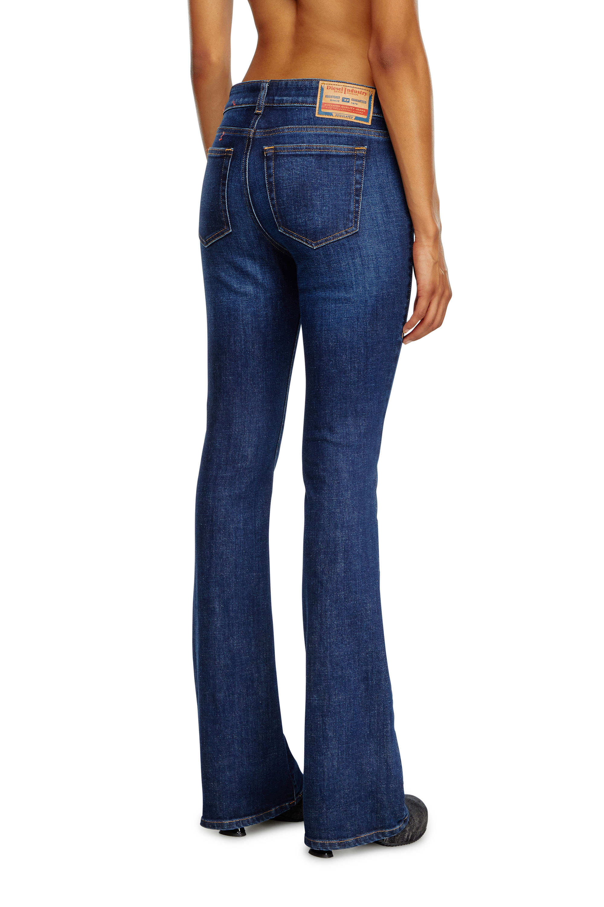 Diesel - Damen Bootcut Jeans 1969 D-Ebbey 09B90, Dunkelblau - 4