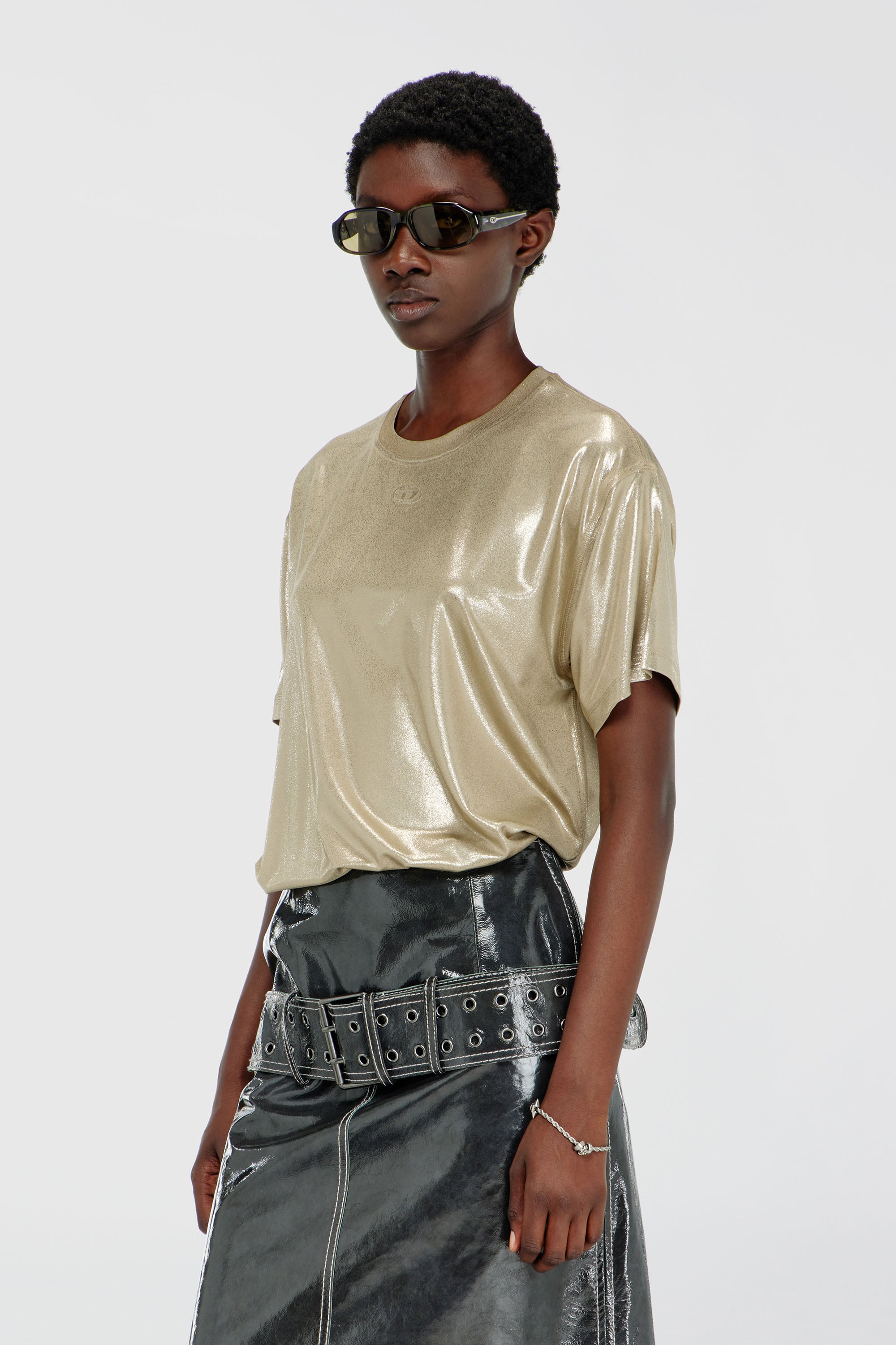 Diesel - T-NORMY-AA2, T-shirt in jersey con finitura metallizzata Donna in Oro - 1