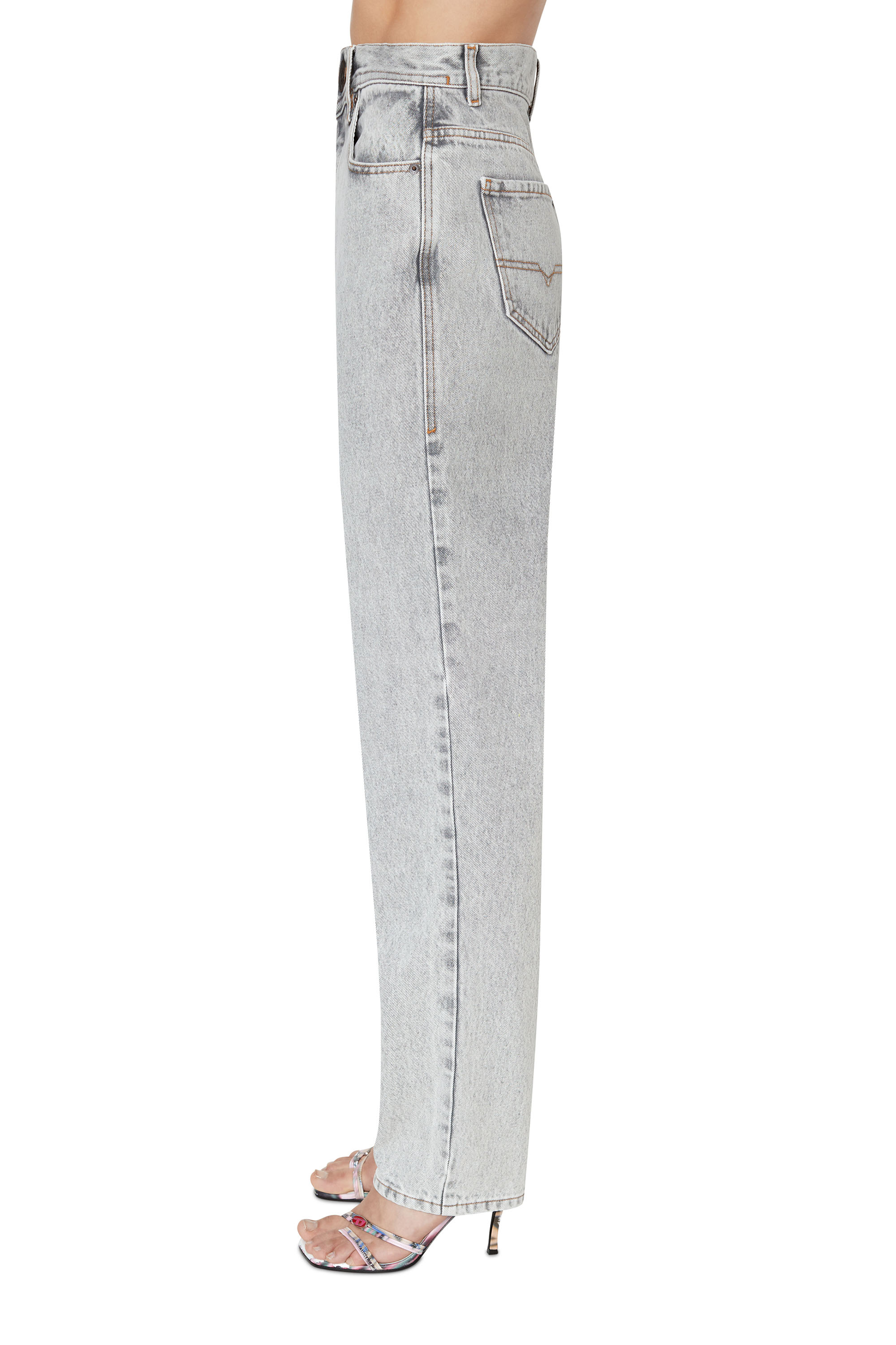 Diesel - 1956 D-Tulip 007F1 Straight Jeans, Grigio Chiaro - Image 4