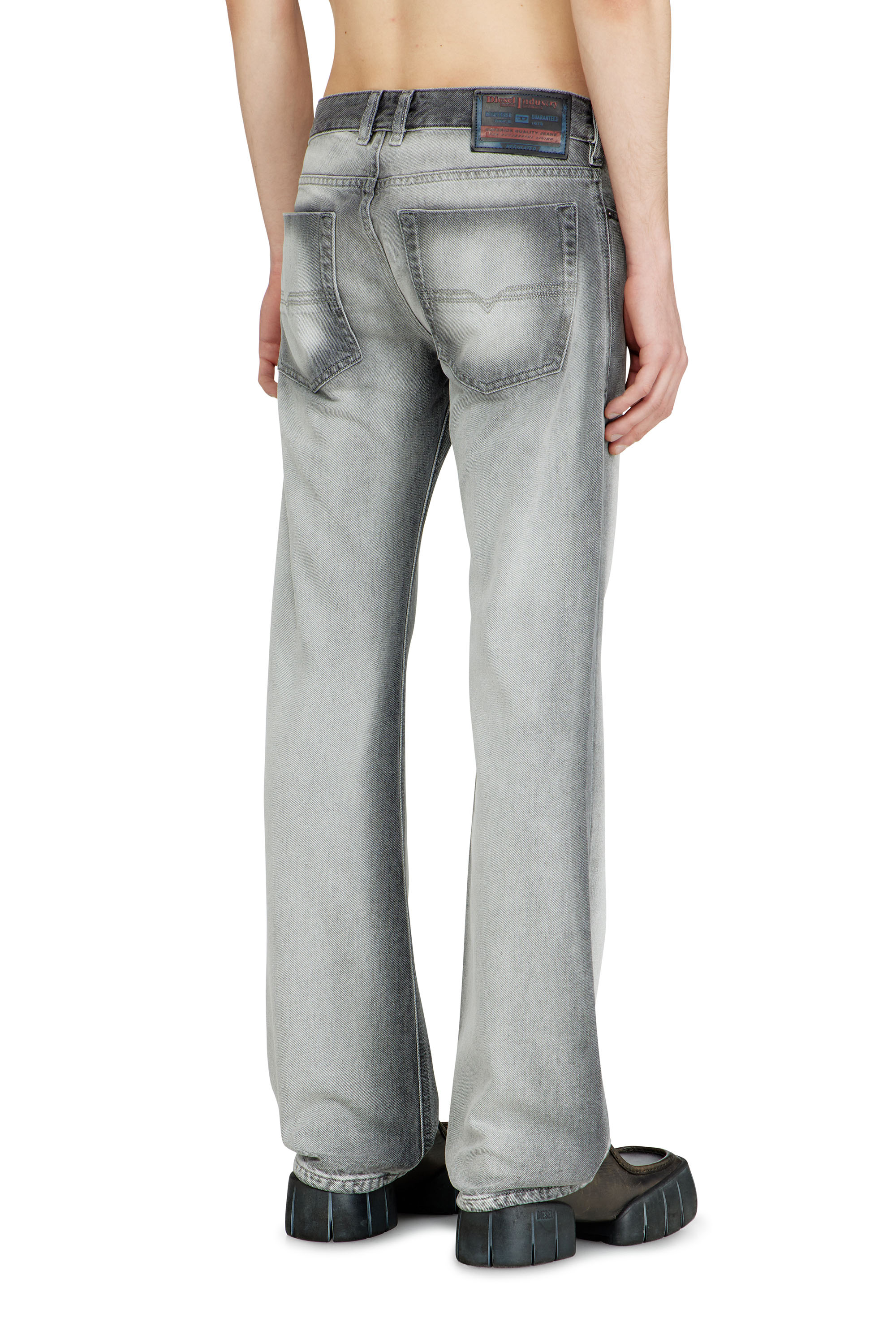 Diesel - Bootcut Jeans 2007 Zatiny 09P28 Homme, Gris - Image 4