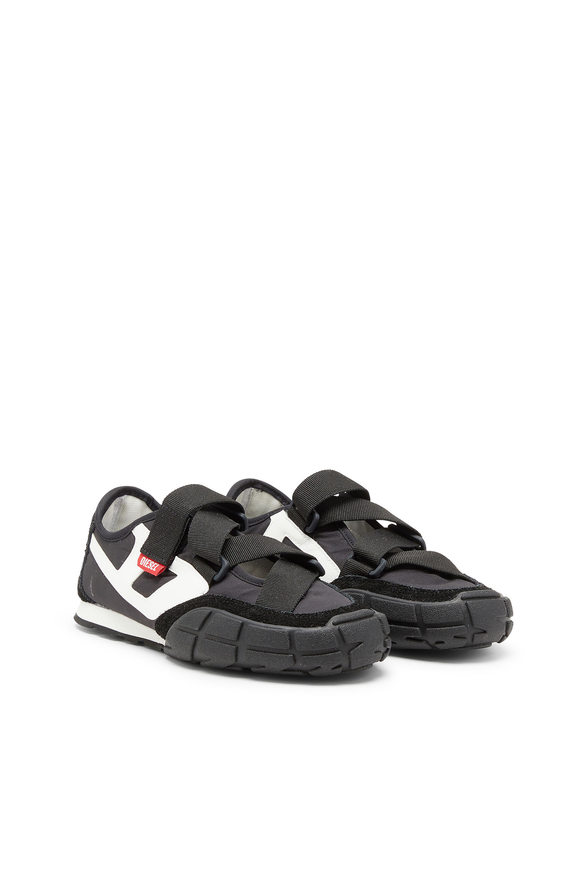 Diesel - S-PAGODHA SLIP-ON W, S-Pagodha-Baskets sans languette à brides libres en ripstop Femme in Noir - 4
