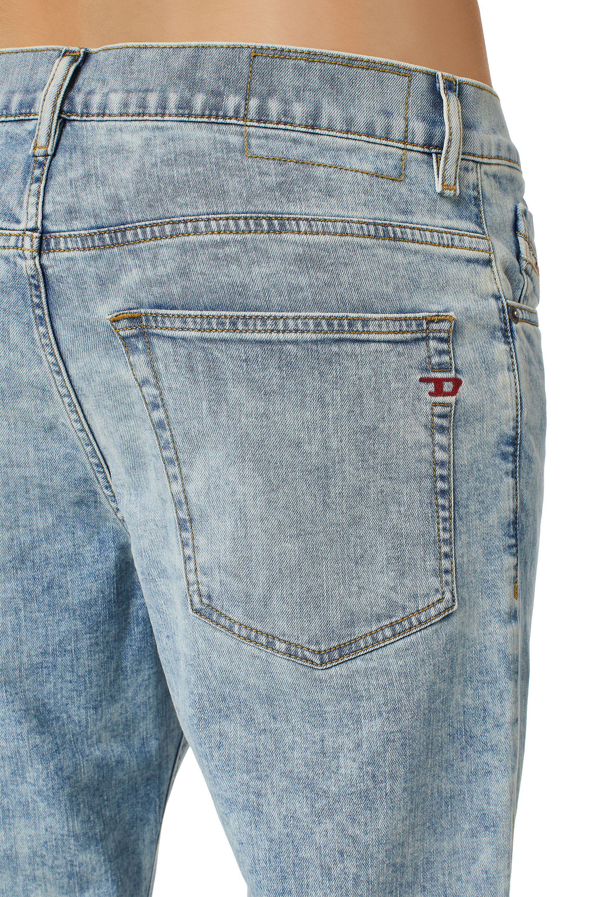 Diesel - 2005 D-FINING 0GDAM Tapered Jeans, Bleu Clair - Image 4