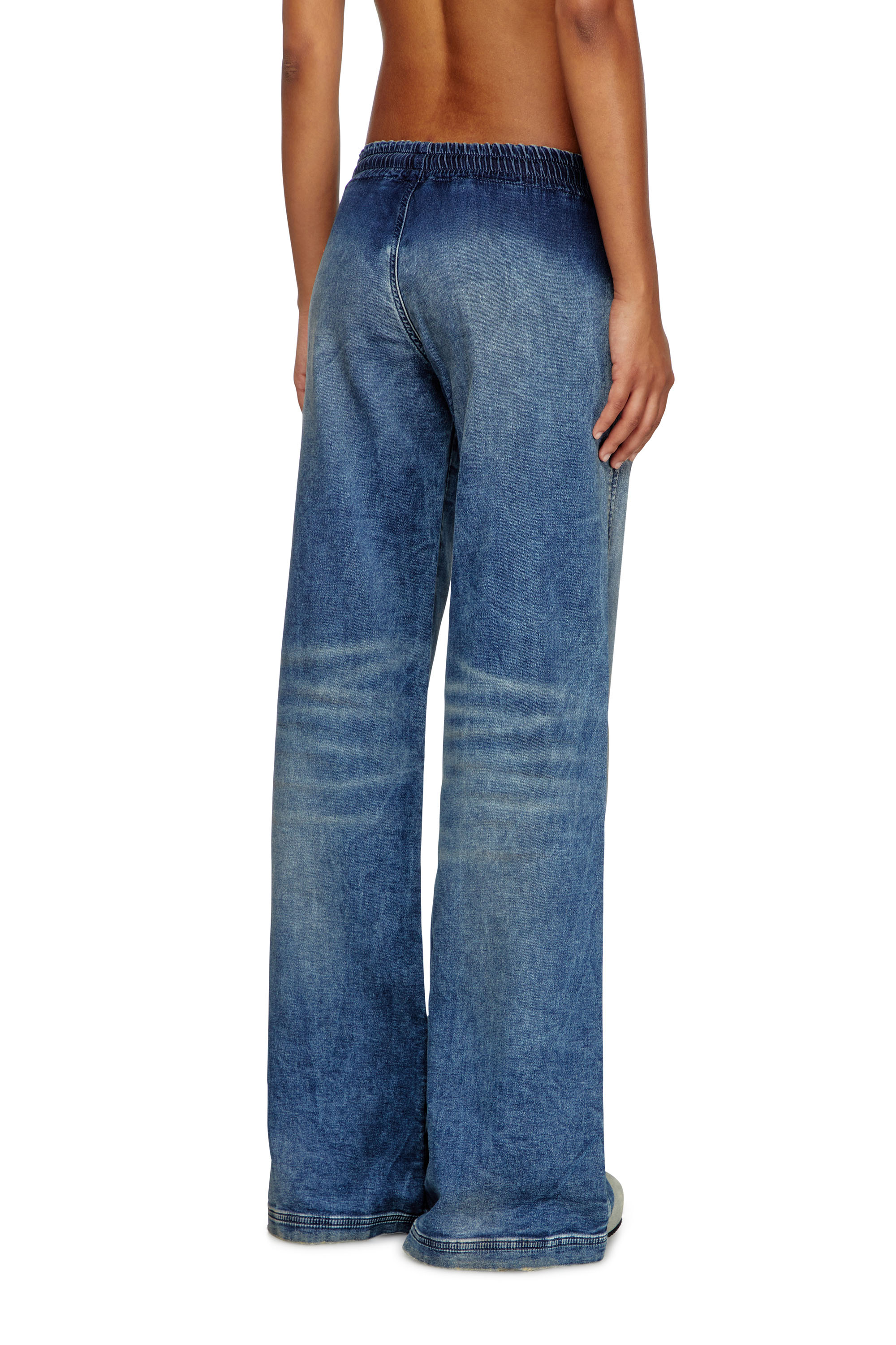 Diesel - Relaxed 2078 D-Ainty Joggjeans® 068PQ Donna, Blu medio - Image 3