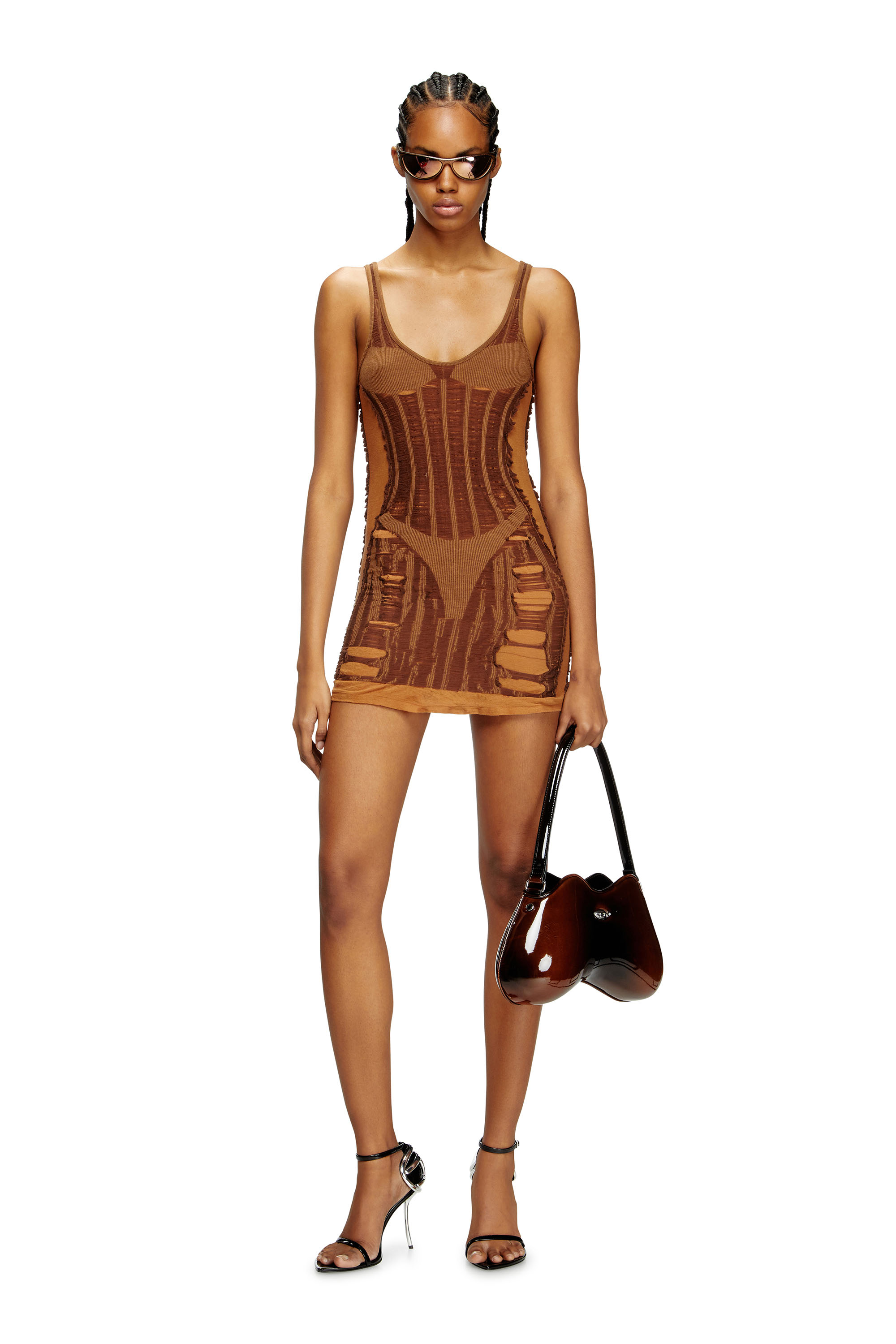 Diesel - M-CALIMERA-SHORT, Mini-robe en maille seconde peau effet vieilli Femme in Marron - 3