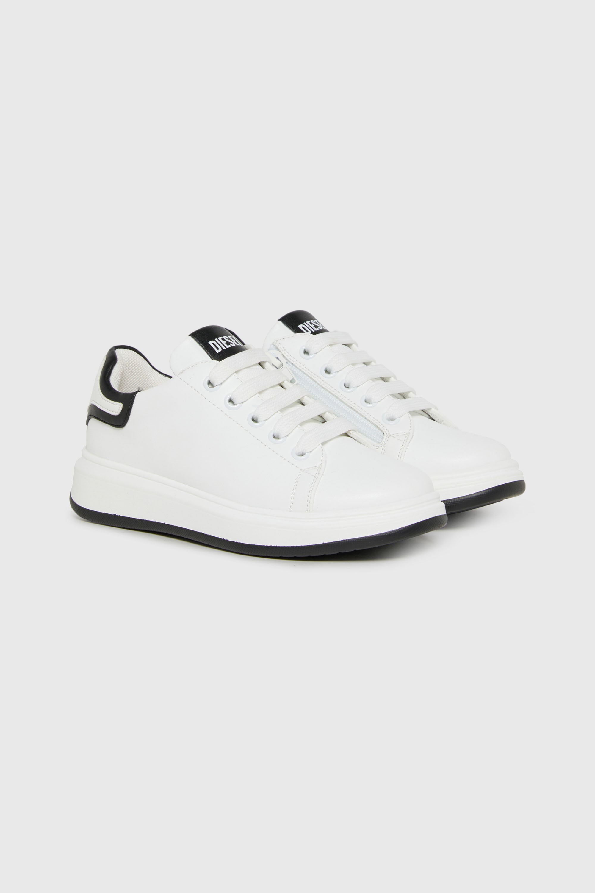 Diesel - S-MEQUIPLA, Unisex S-MEQUIPLA-Sneakers mit kontrastierenden Bes&auml;tzen in Weiss/Schwarz - 2
