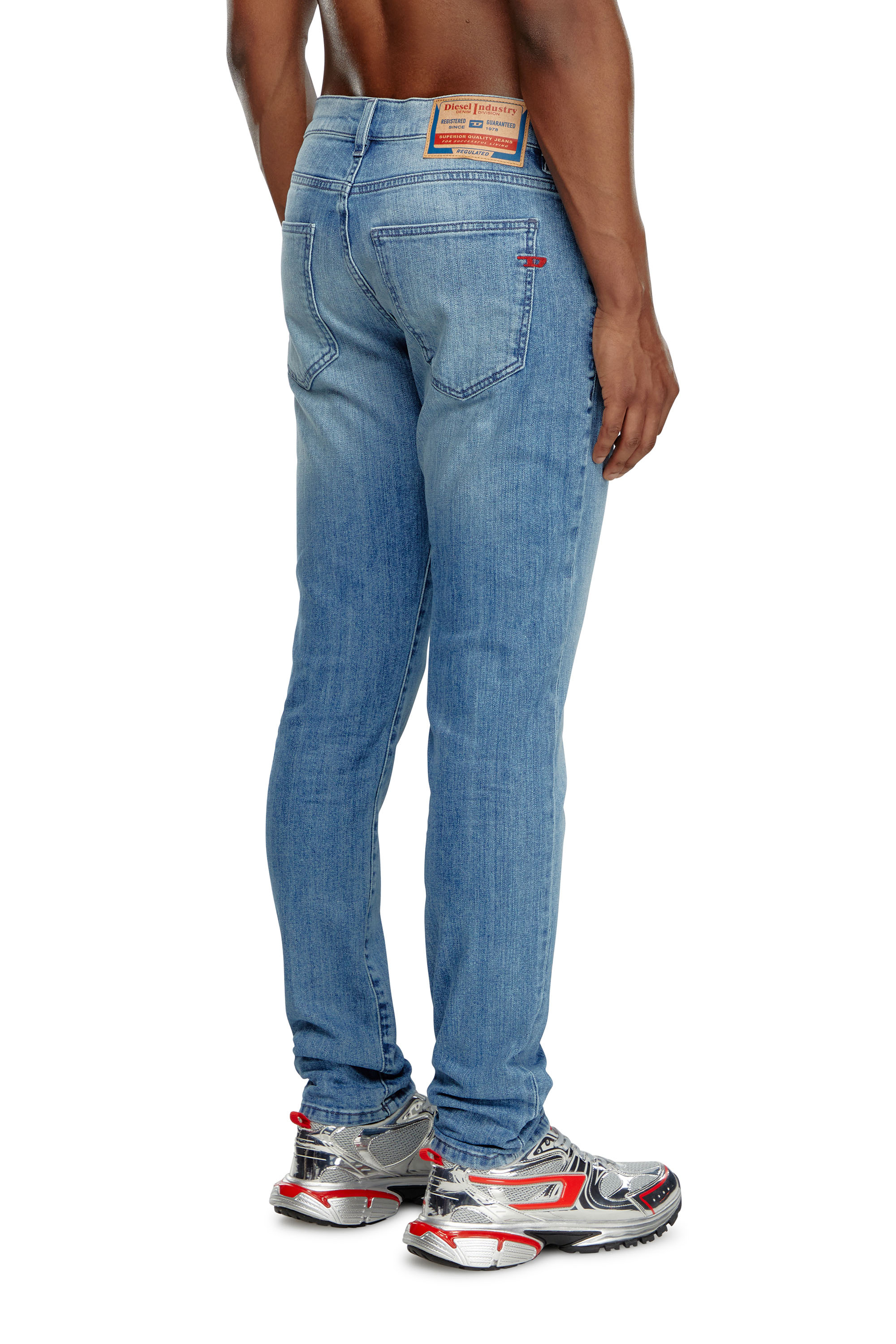 Diesel - Slim Jeans 2019 D-Strukt 0GRDI, Bleu Clair - Image 4