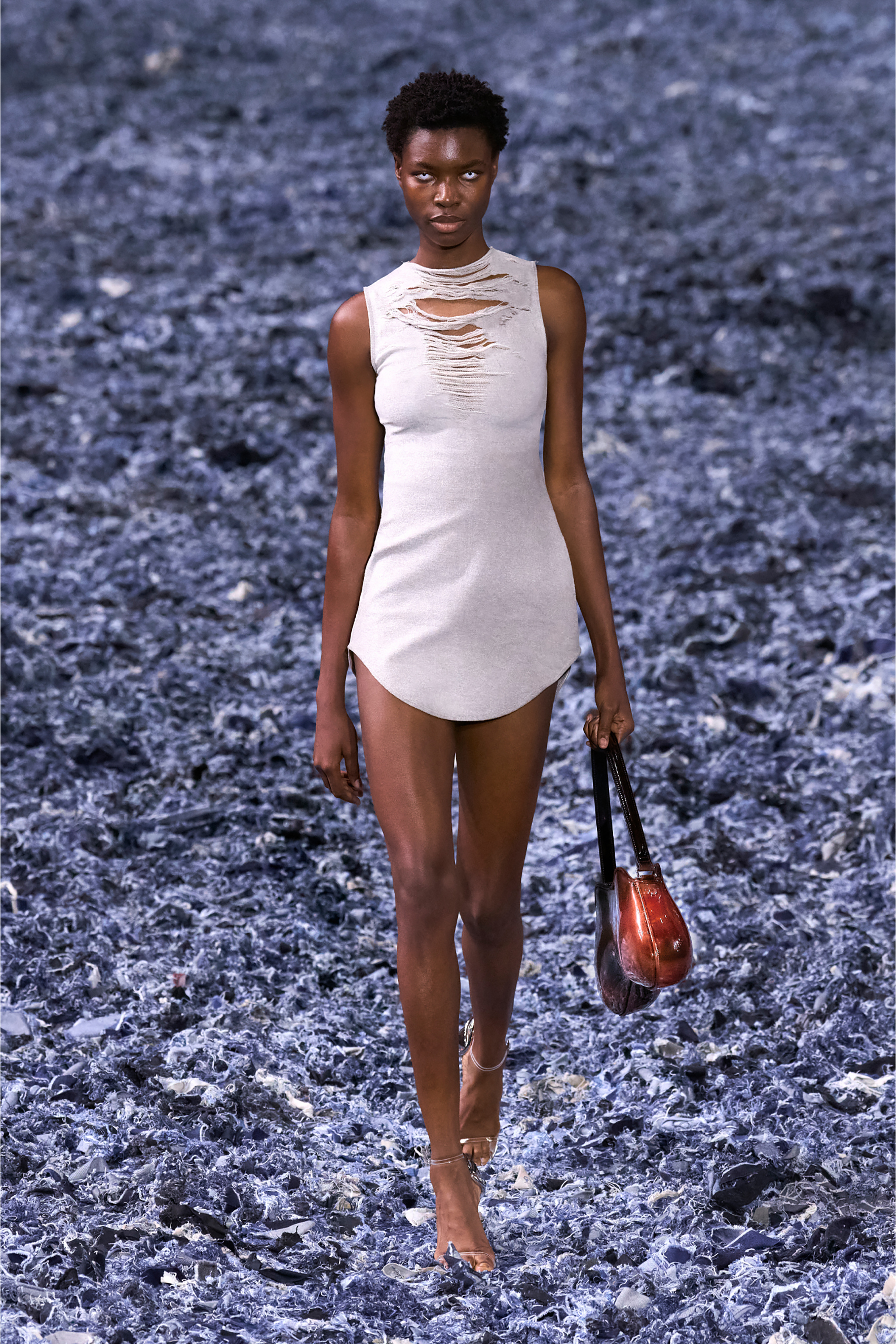 Diesel - DOUBLE-D SHOULDER, Double-D-Sac épaule rigide en PU brillant dégradé Femme in Marron - 6