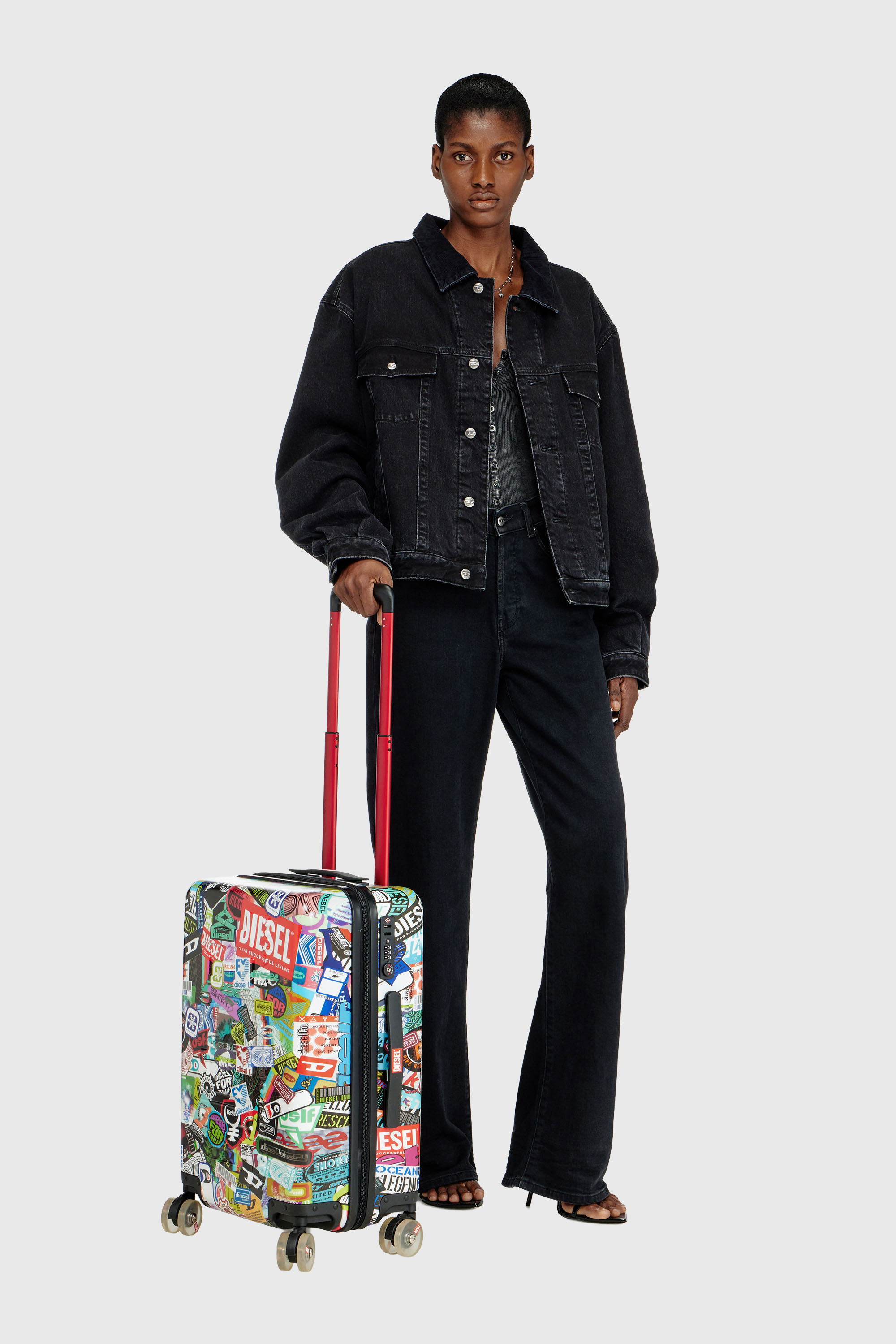 Diesel - DIESEL PC PRINTED TROLLEY-STICKERS- DSL0, Valigia stile sticker taglia S Unisex in Multicolor - 2