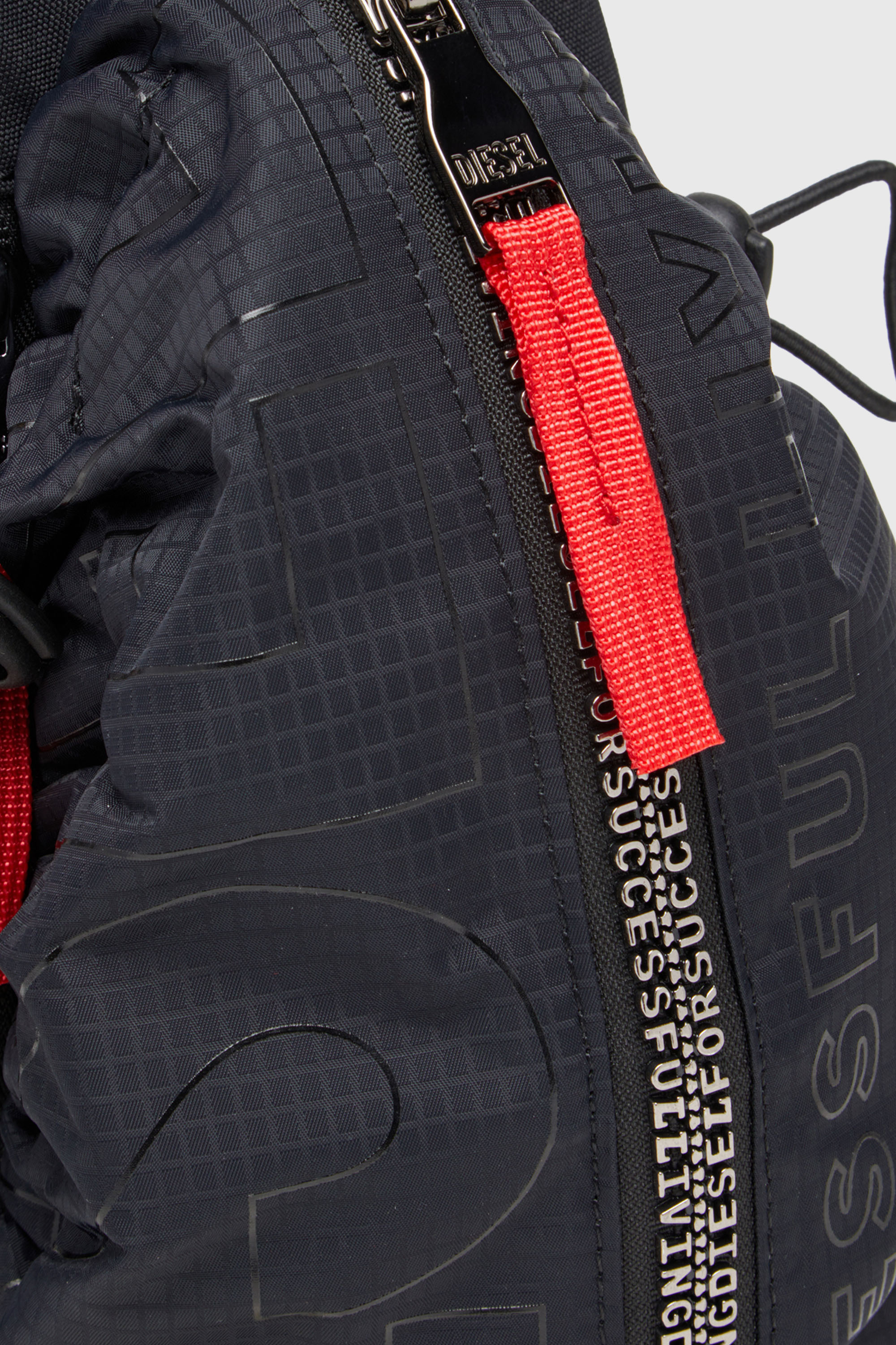 Diesel - ZIP-D CROSSBODY X, Zip-D-Borsa monospalla in shell jacquard Uomo in Nero - 5