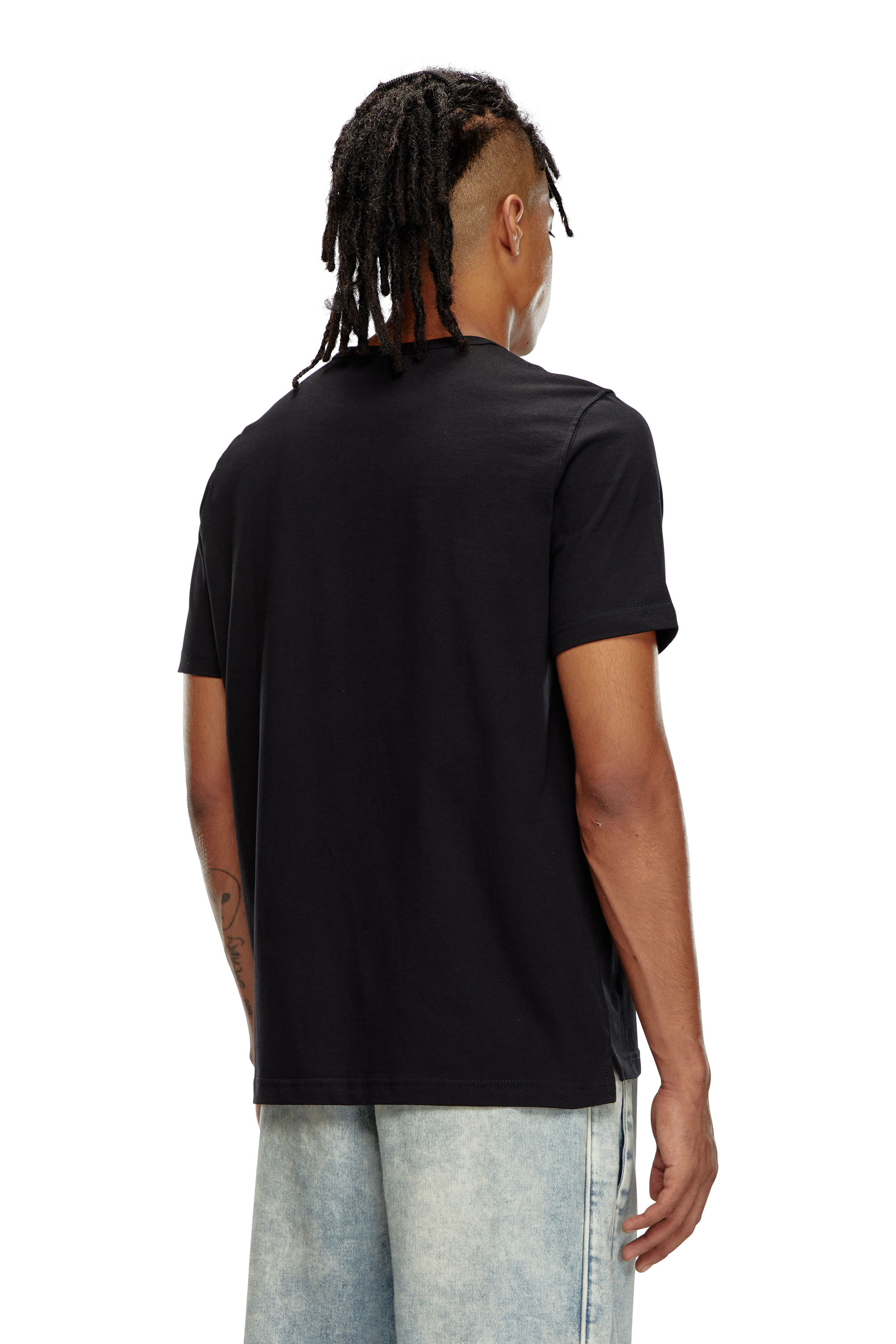 Diesel - T-ADJUST-OD, T-shirt avec logo Oval D métallisé Homme in Noir - 4