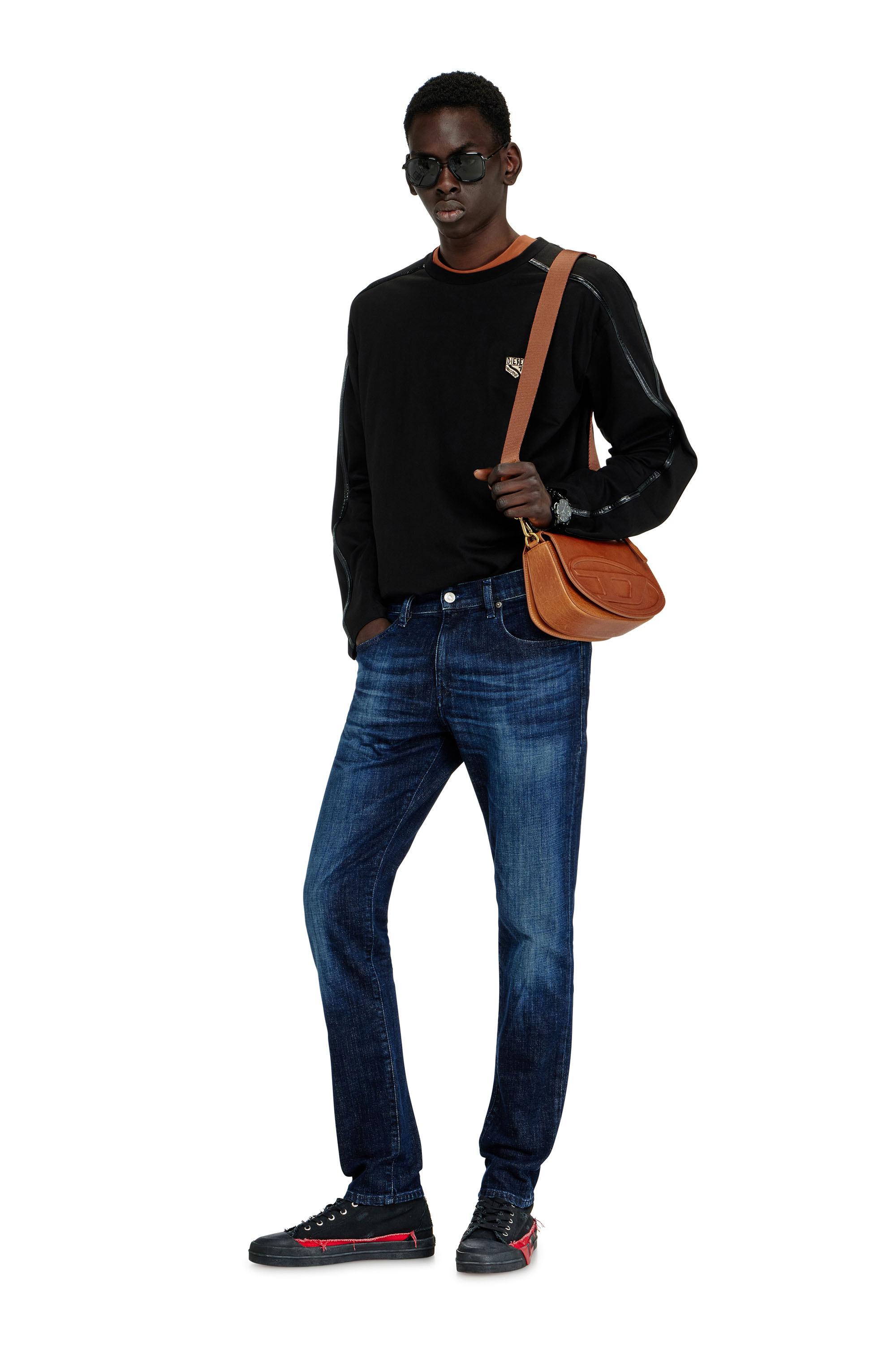 Diesel - 1DR CAMERA BAG, 1DR-Sac &agrave; appareil photo en cuir pull-up Mixte in Marron - 1