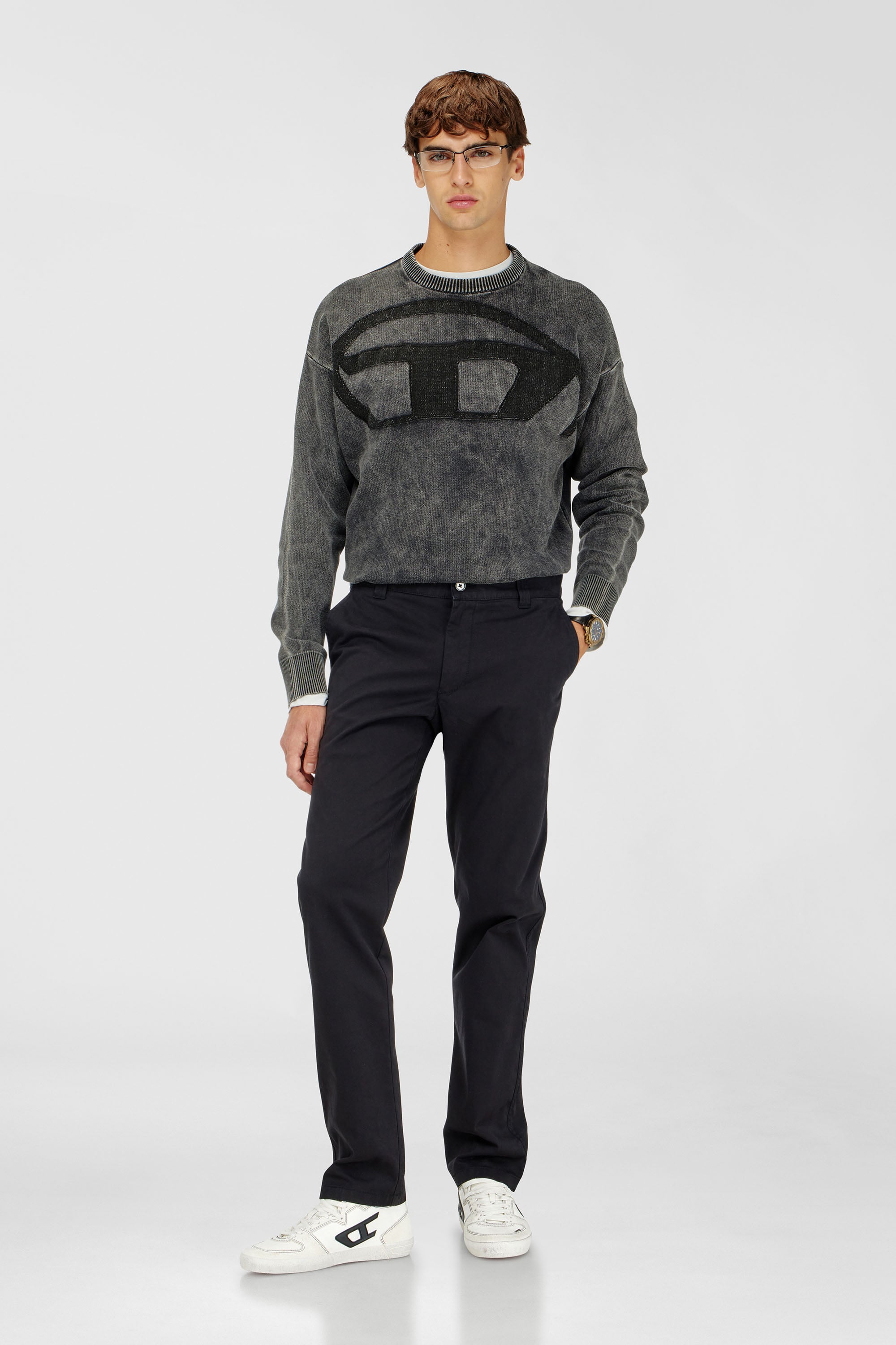 Diesel - K-UTTER, Pull effet denim avec logo Oval D Homme in Noir - 2