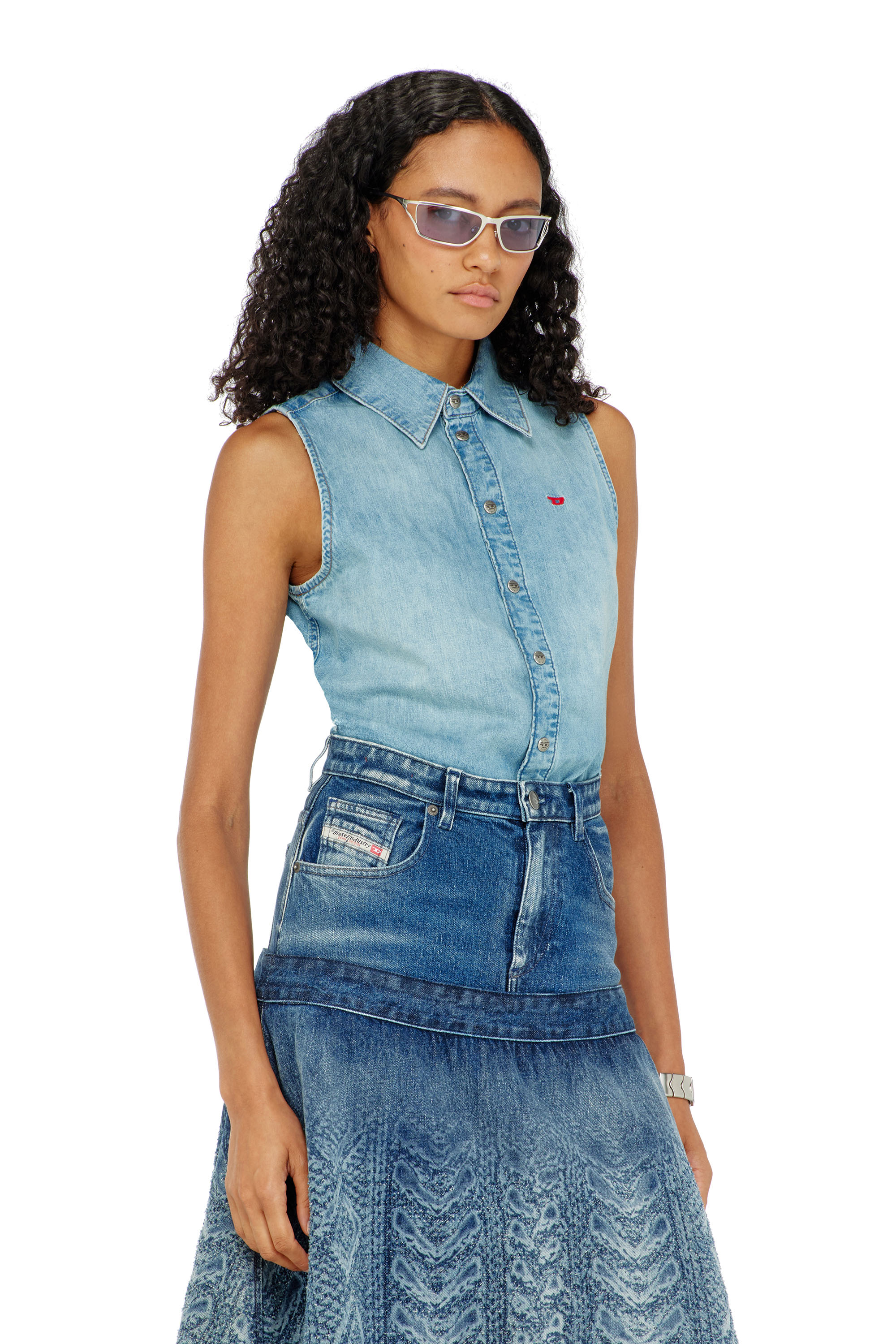 Diesel - DE-EAZY-SL, Camicia in denim senza maniche Donna in Blu - 3