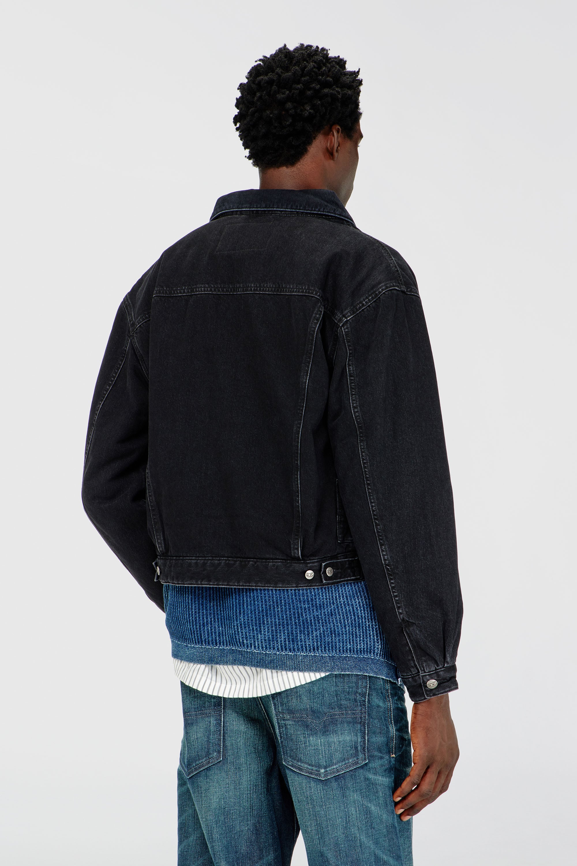 Diesel - D-RANGER-T, Unisex Gesteppte Truckerjacke aus Denim in Schwarz - 4