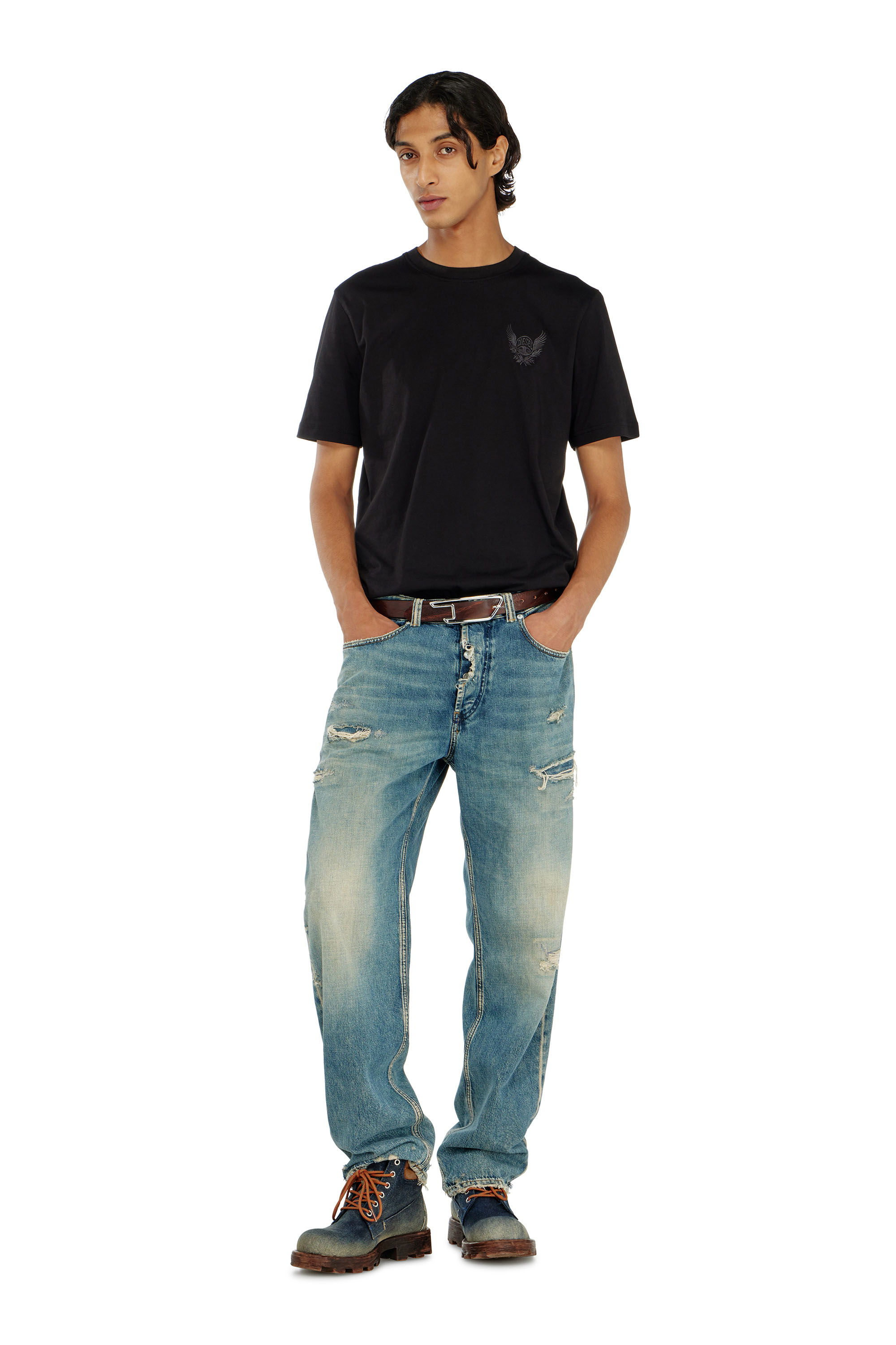 Diesel - T-ADJUST-AA8, Herren Baumwoll-T-Shirt mit Logo-Motiv auf der Brust in Schwarz - 1