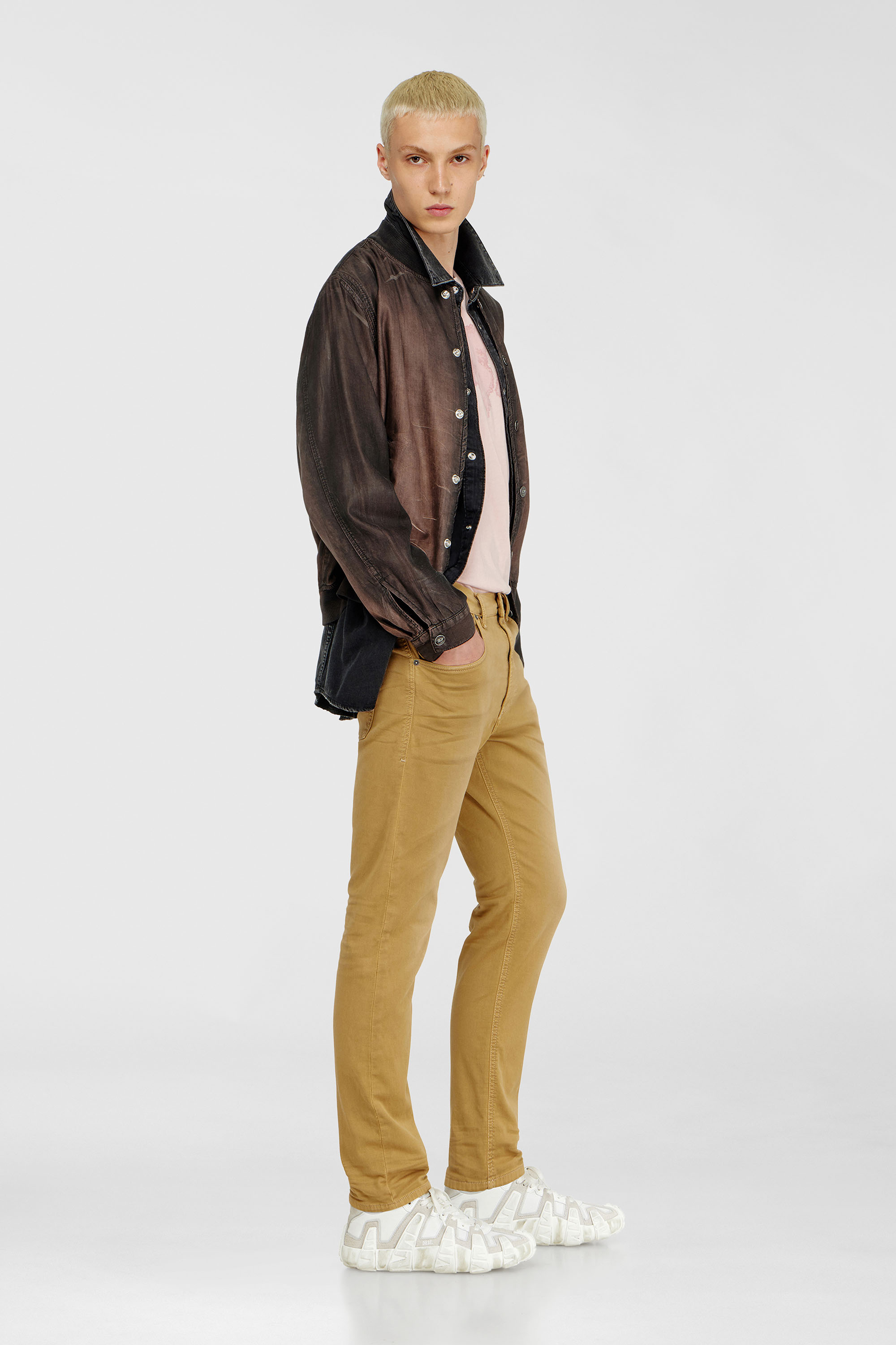 Diesel - Herren Regular 2032 D-Krooley-BW Joggjeans&reg; 0670M, Dunkelbeige - 2