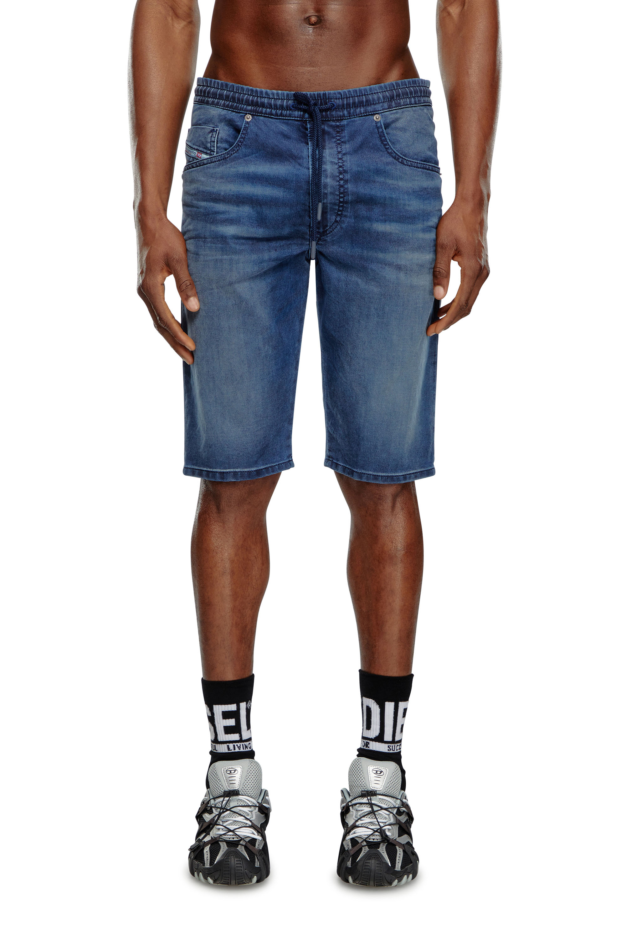 Diesel - 2033 D-KROOLEY-SHORT JOGG, Short chino en JoggJeans Homme in Bleu - 3